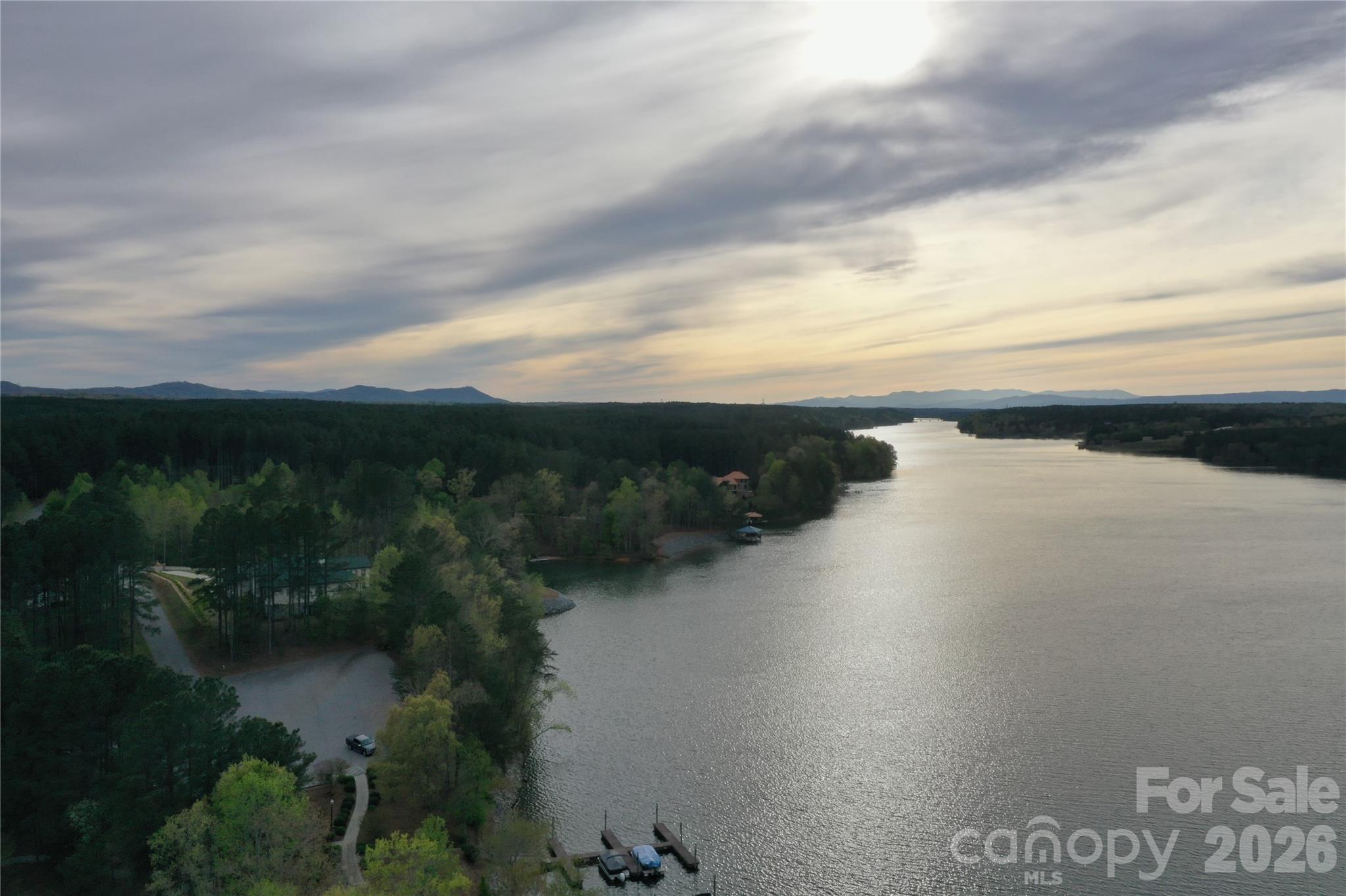 Paradise Harbor - Land