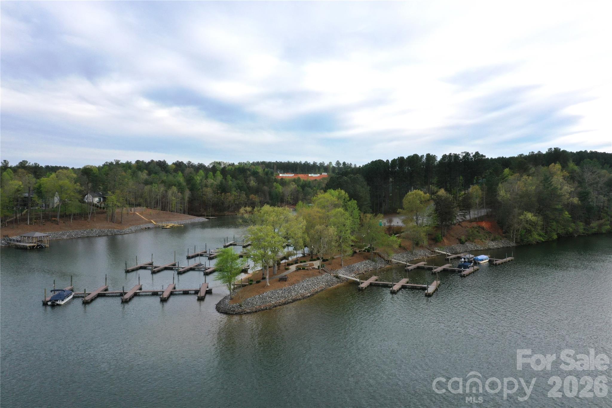 Paradise Harbor - Land