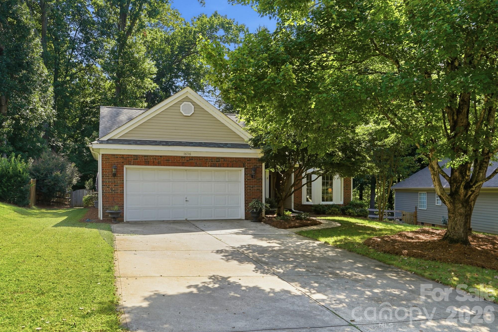 1636 Heather Glen Road