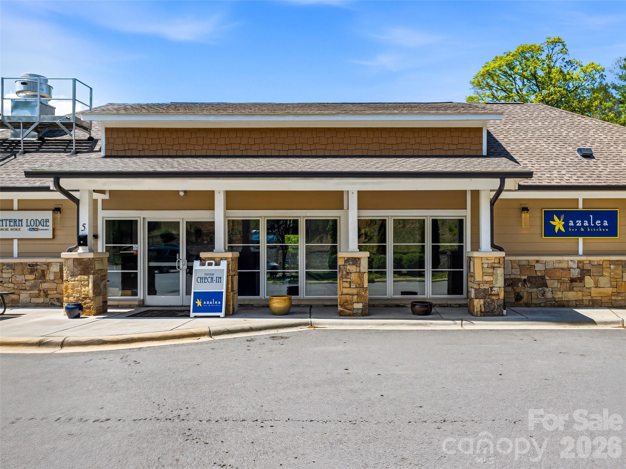 Residences At Biltmore - Residential