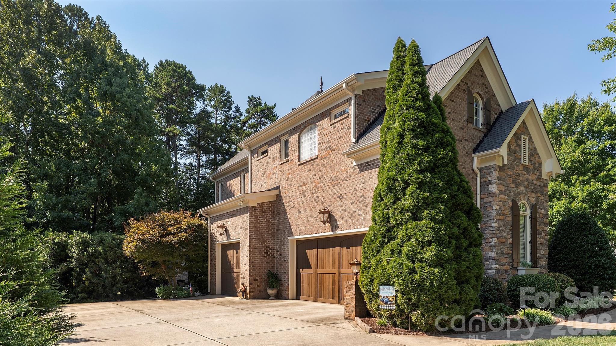 7786 Chapel Creek Drive