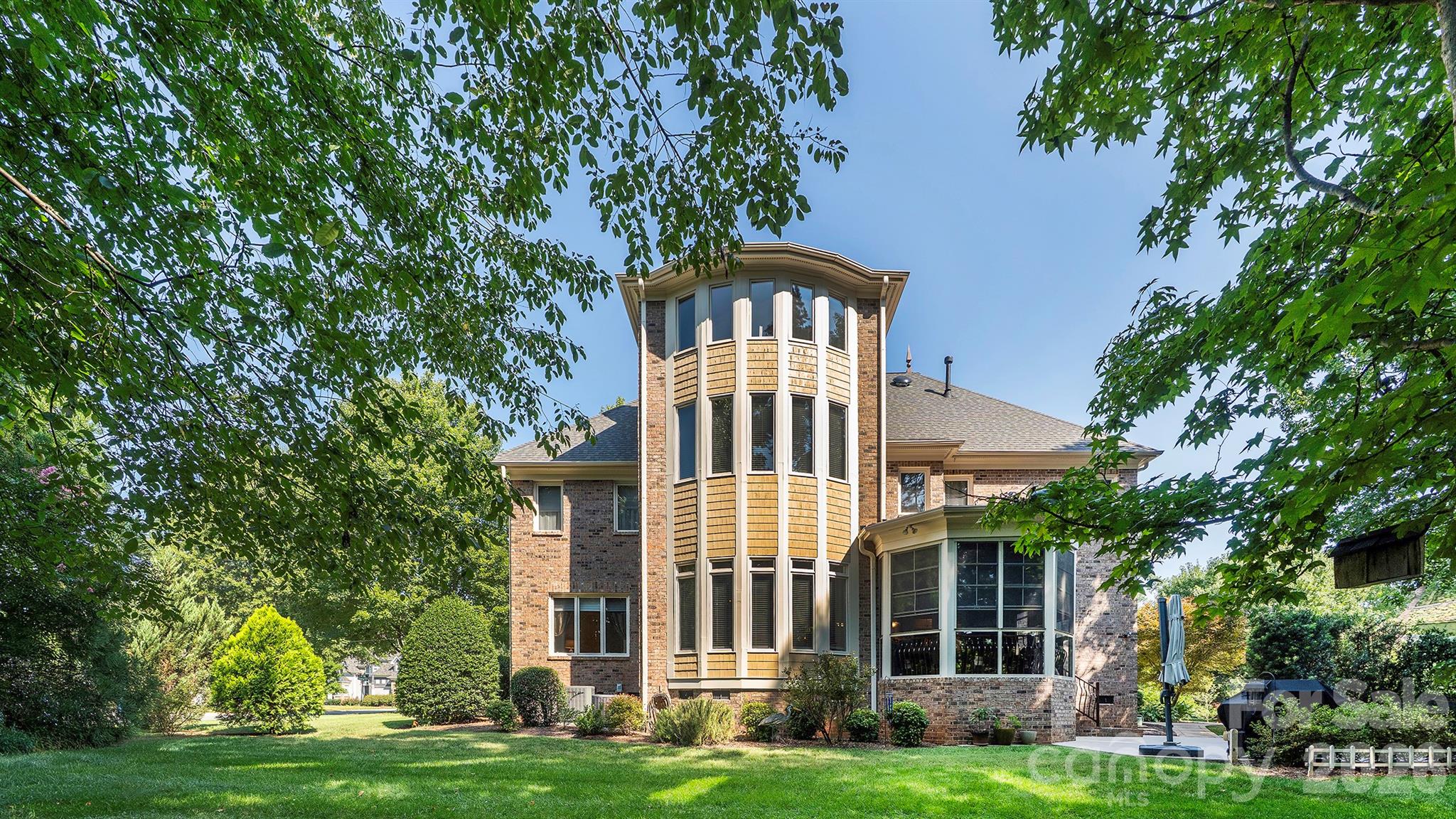 7786 Chapel Creek Drive