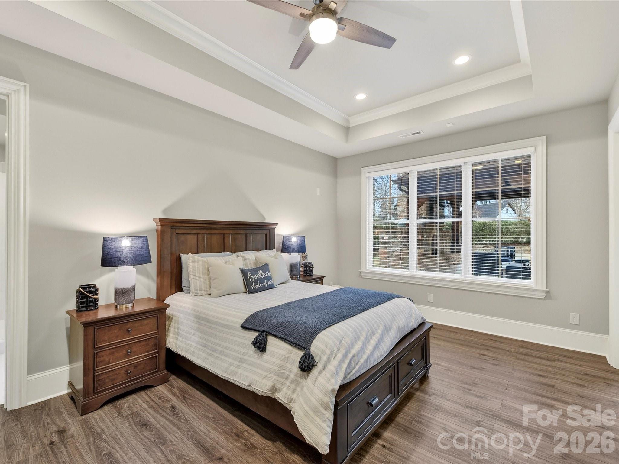 Chatsworth - Residential