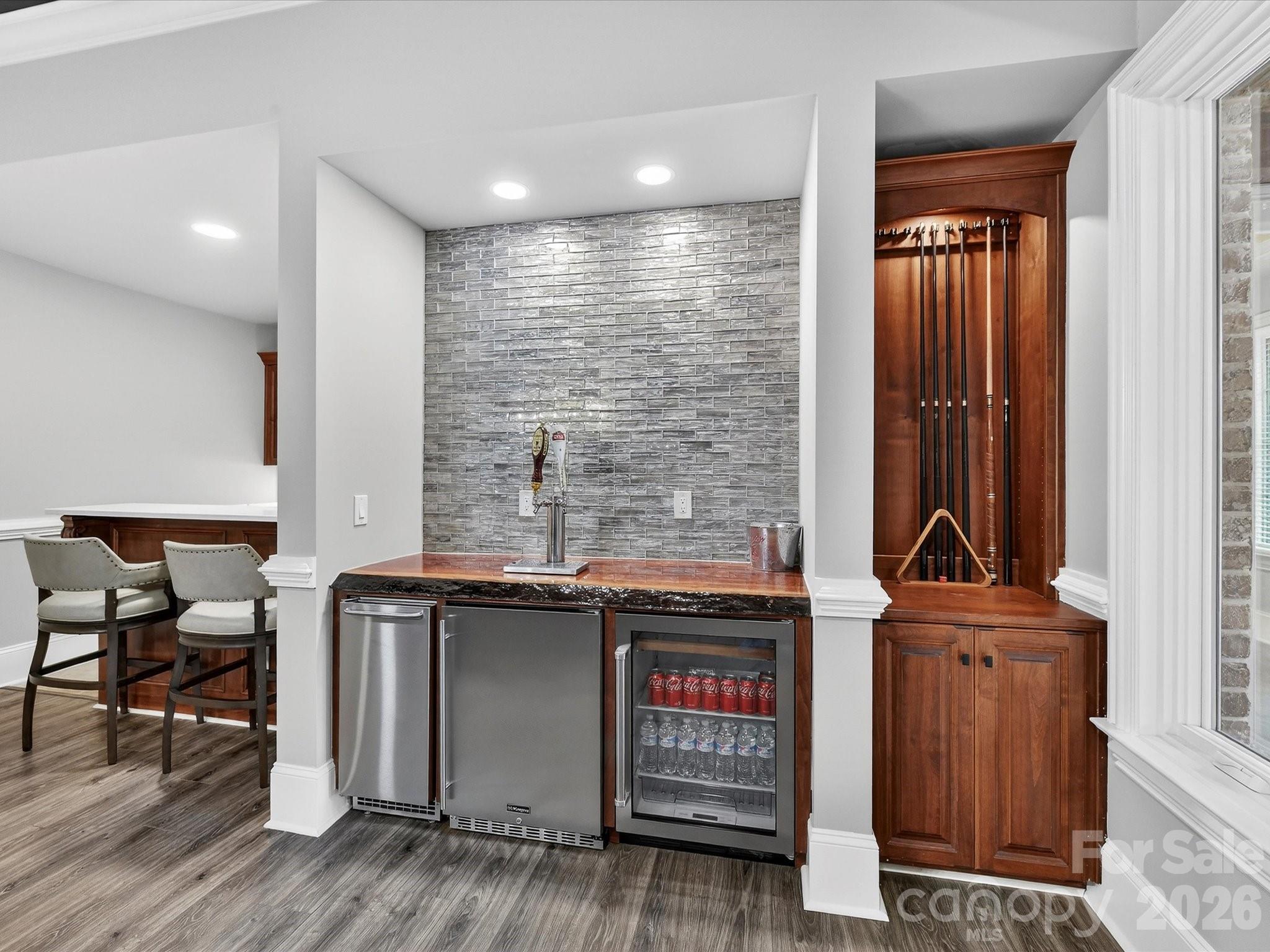 Chatsworth - Residential