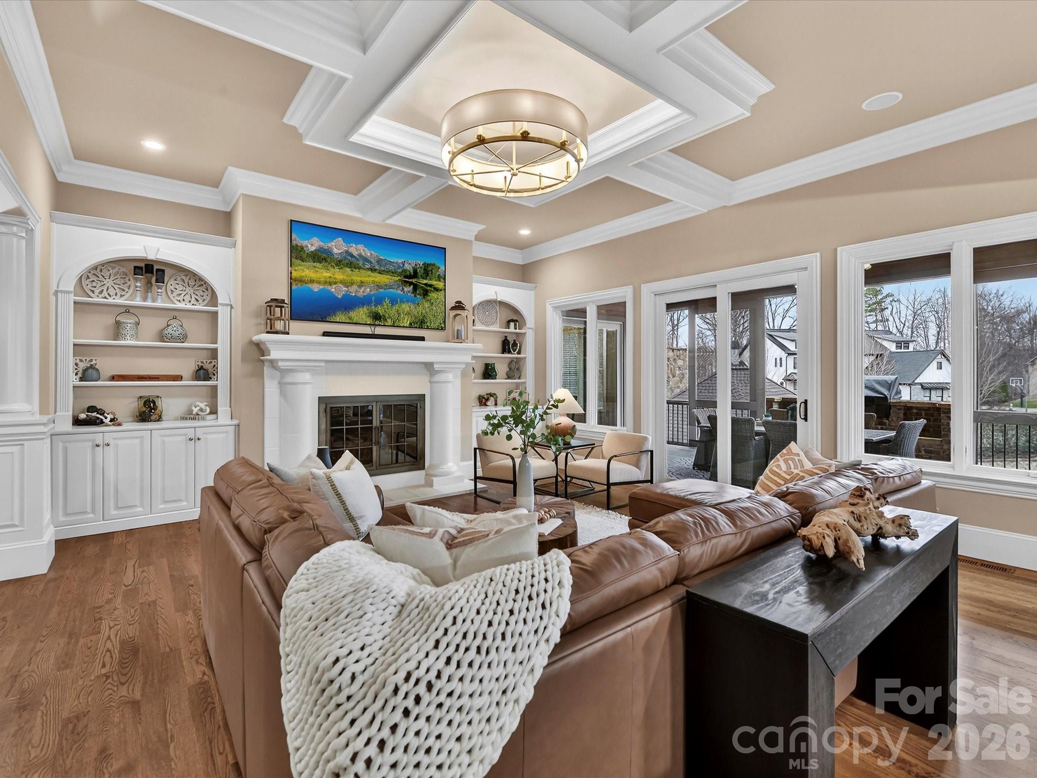 Chatsworth - Residential