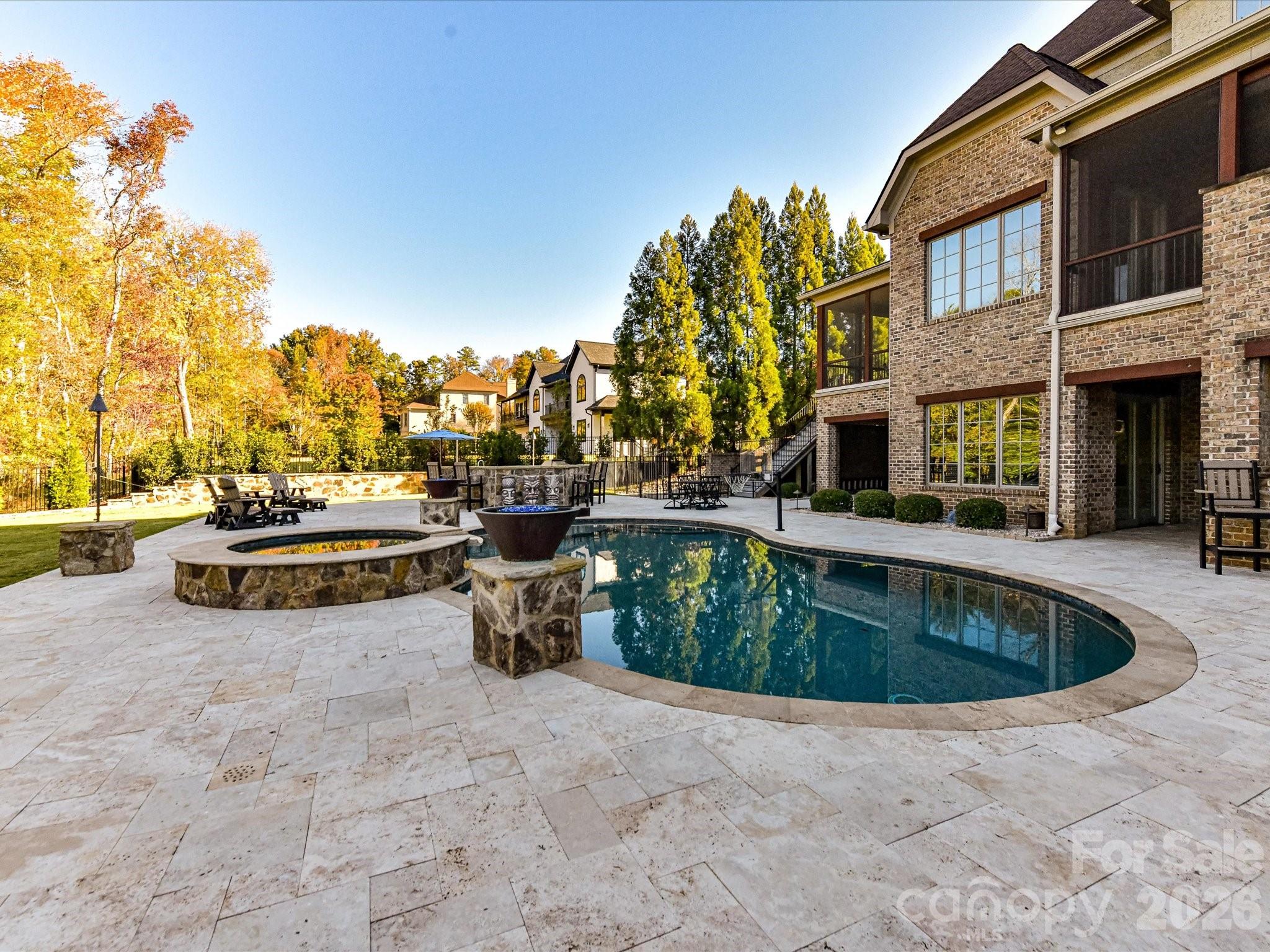 Chatsworth - Residential