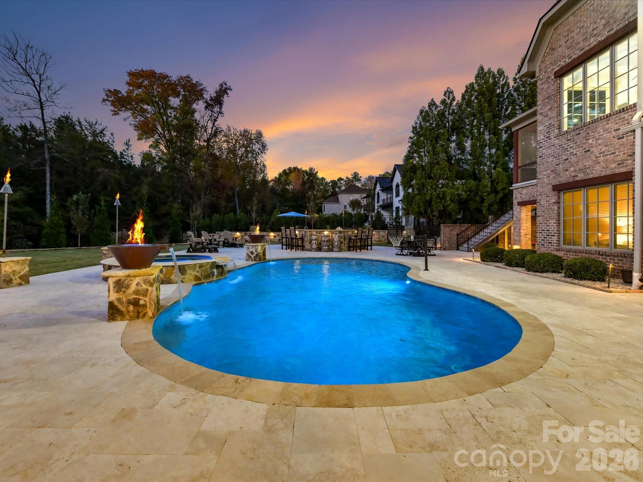 Chatsworth - Residential