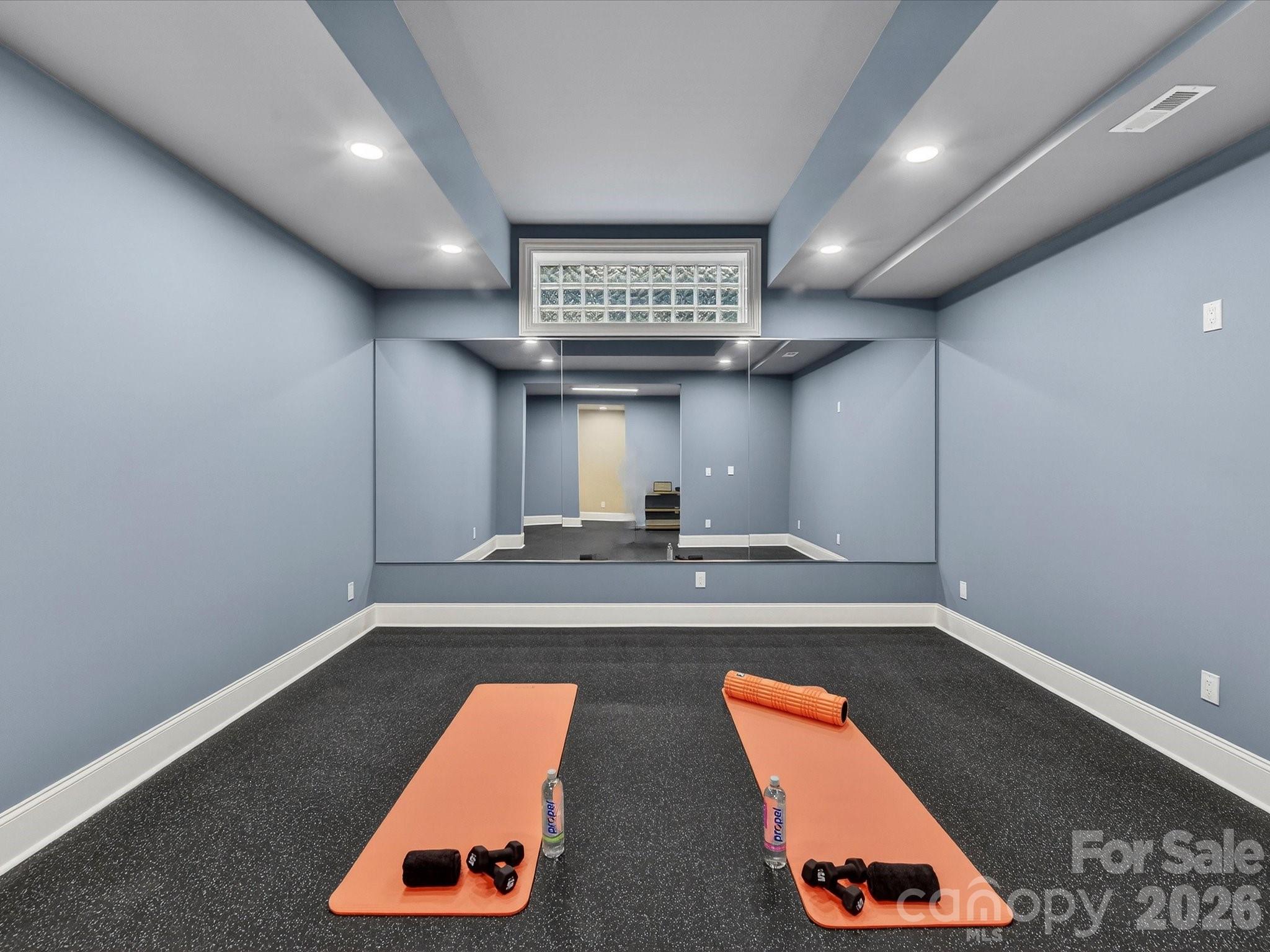 Chatsworth - Residential