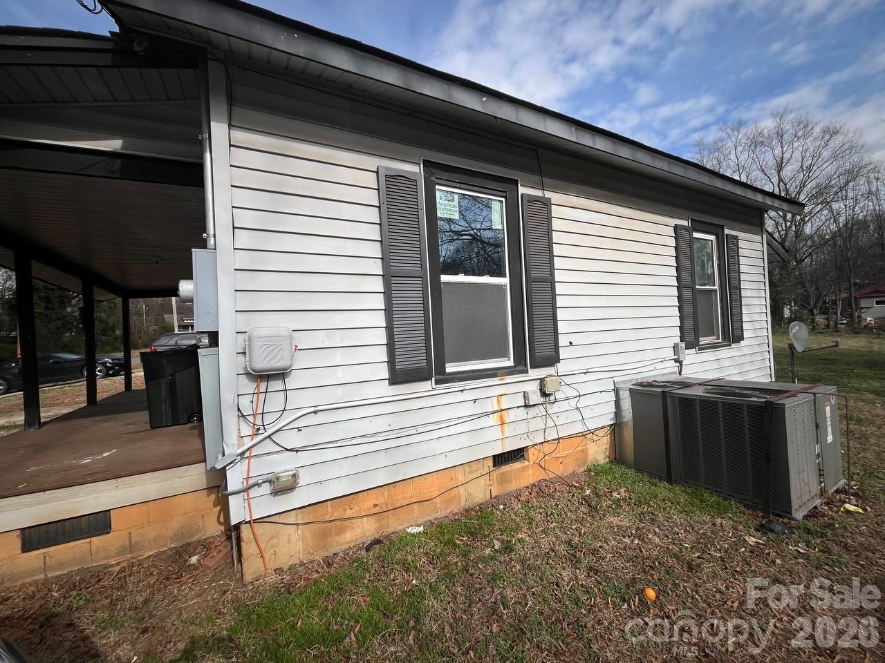 1021 Old Charlotte Road