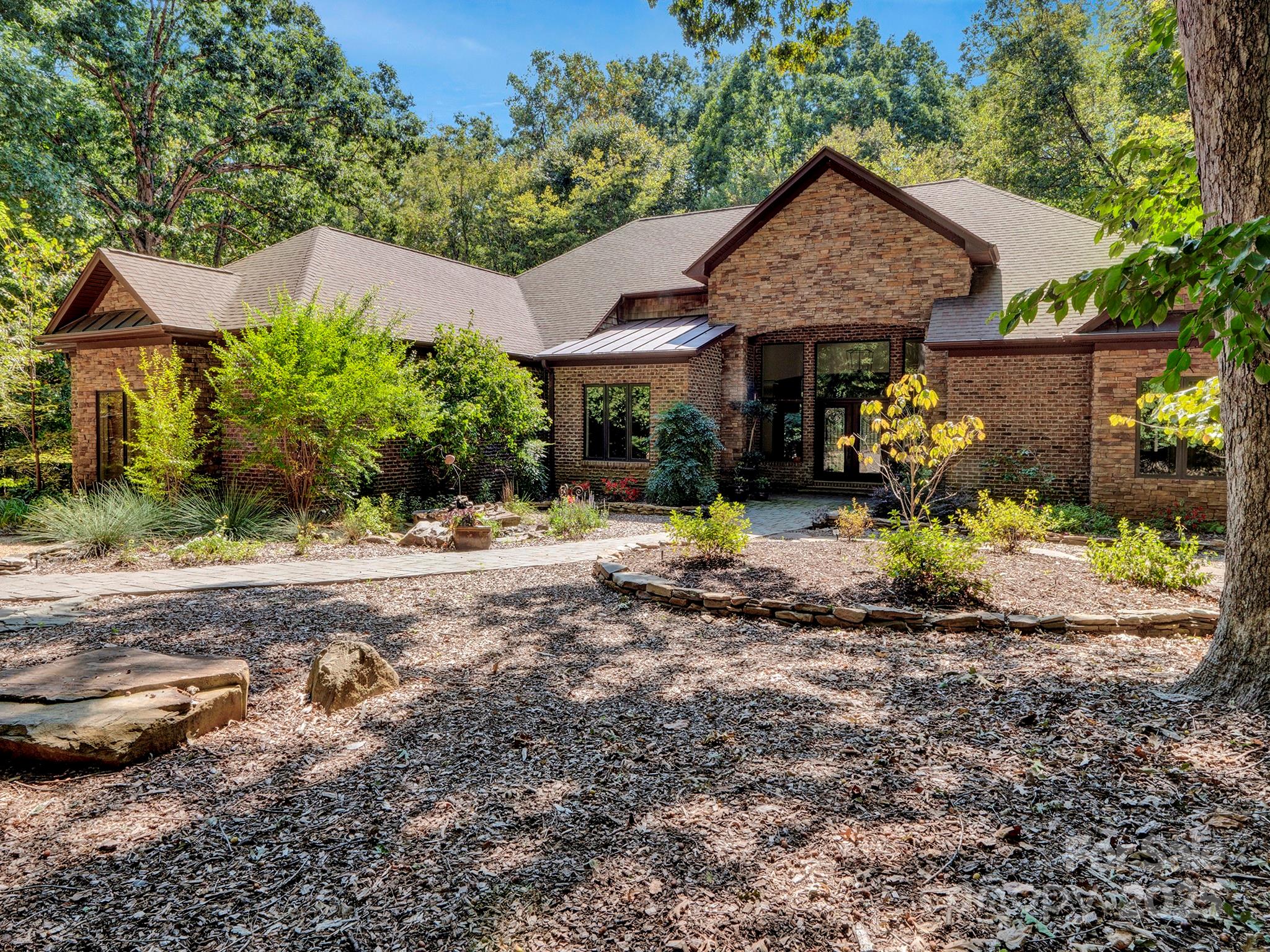 225 Riverton Road