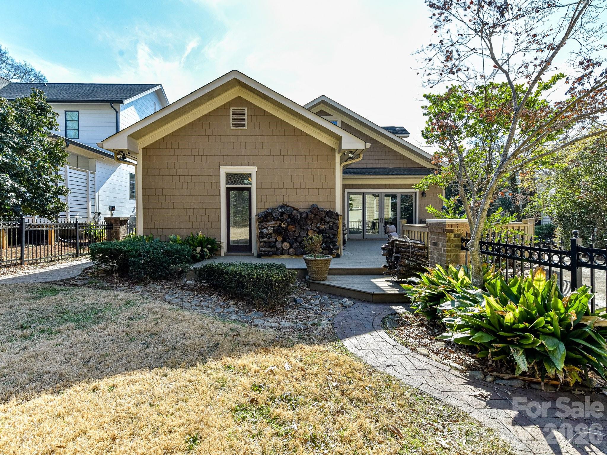 Myers Park - Residential