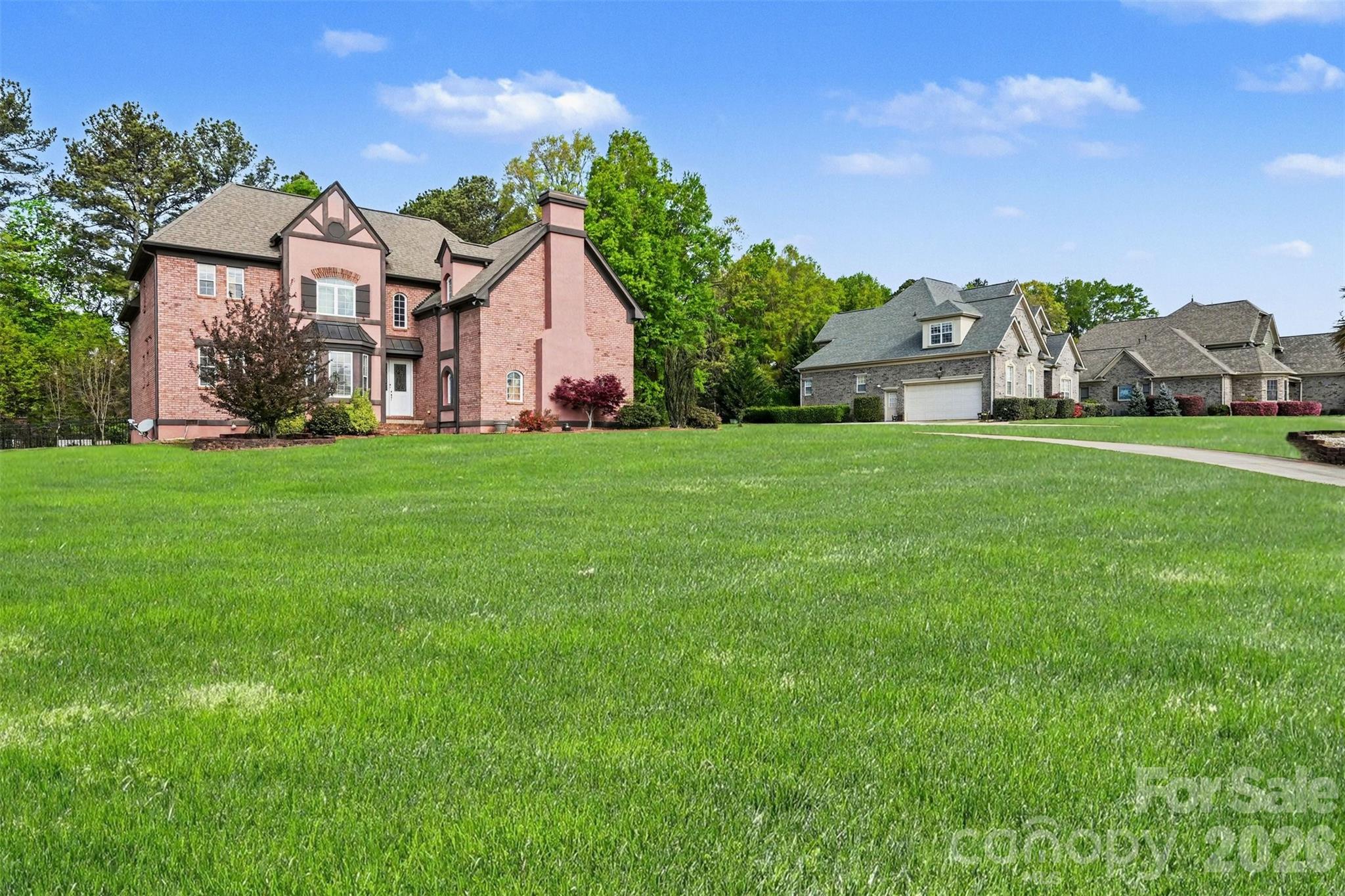 Davis Trace - Residential