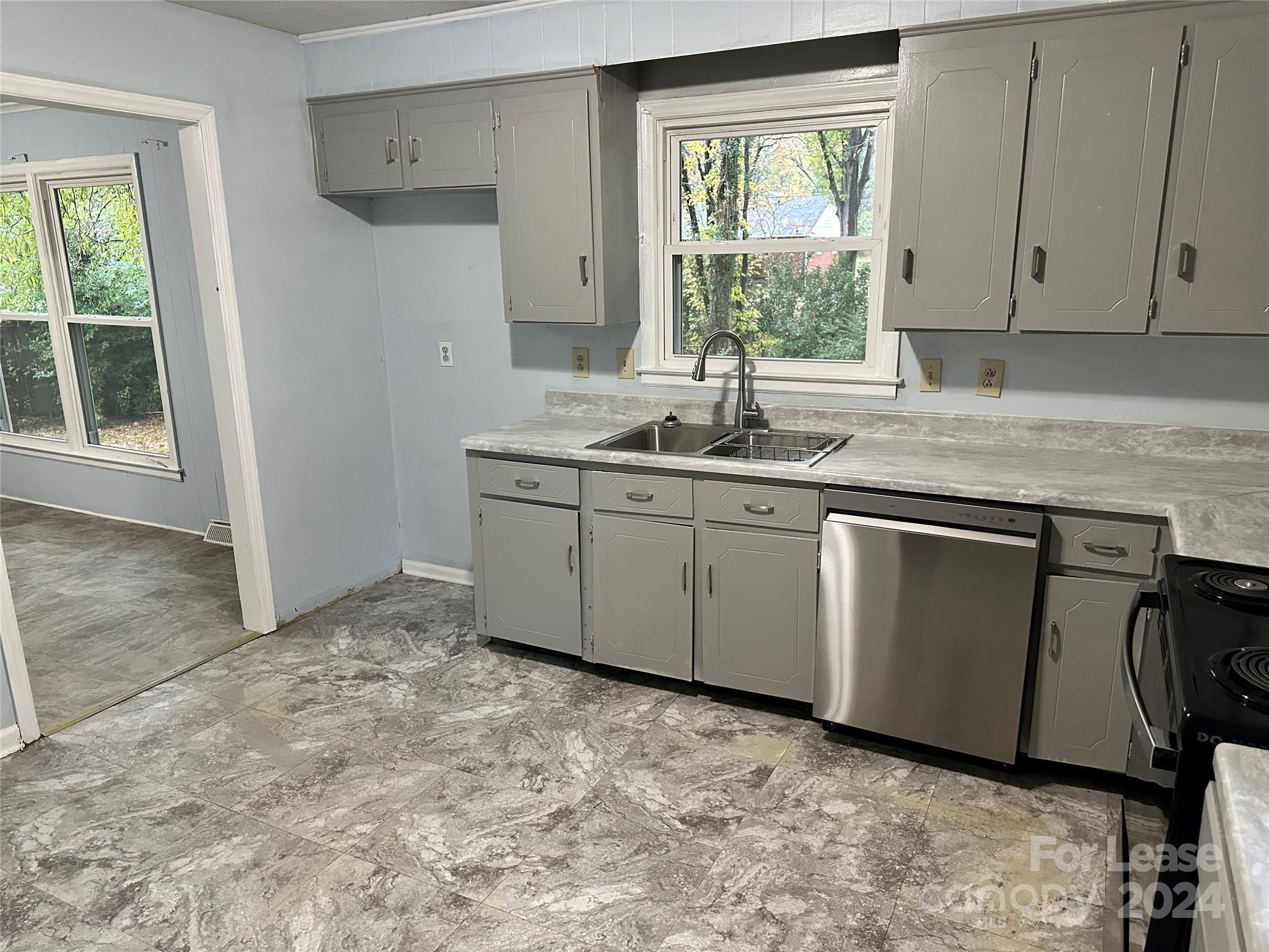 Coventry Woods - Residential Lease