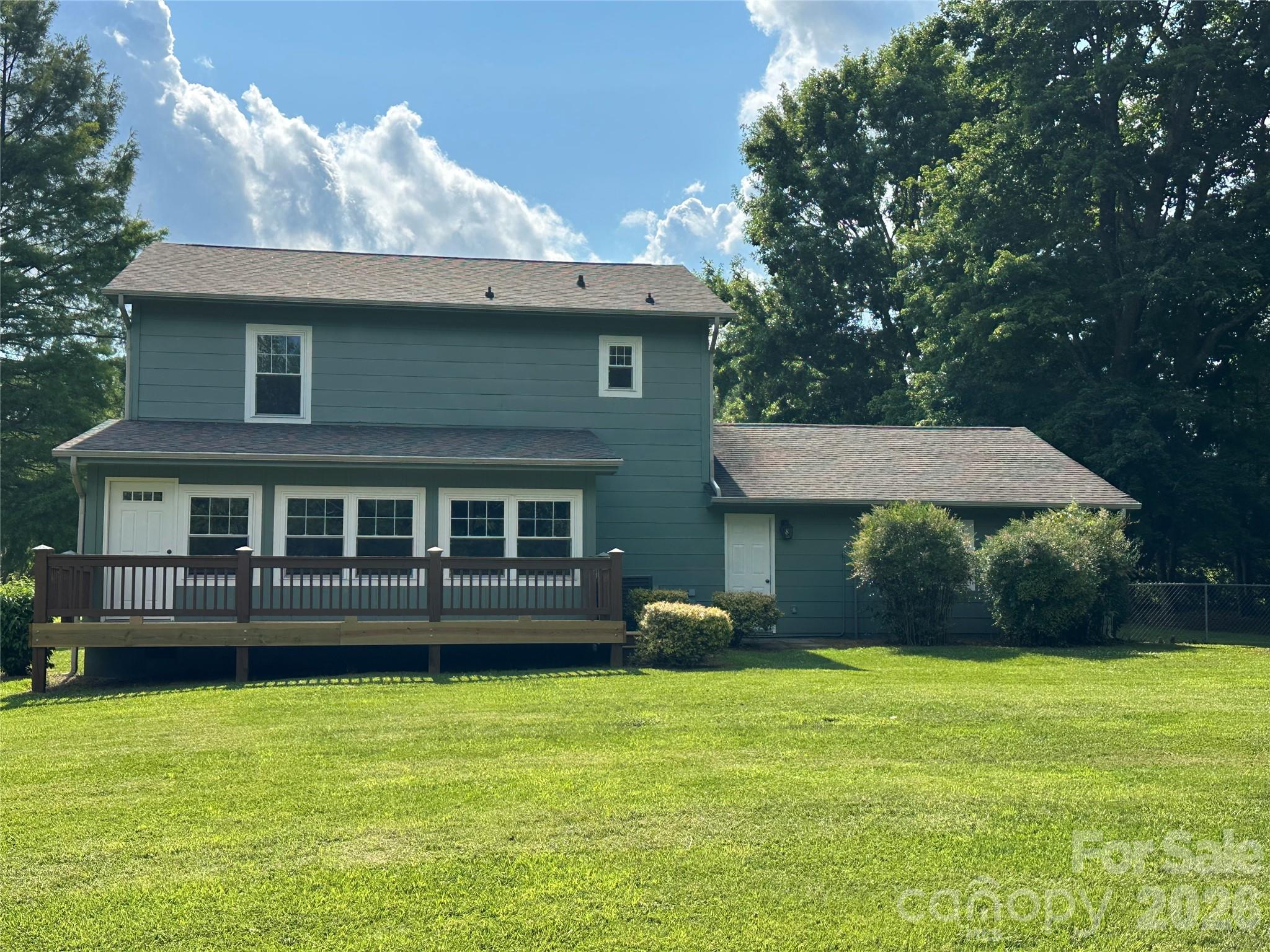 8 Wedgewood Drive