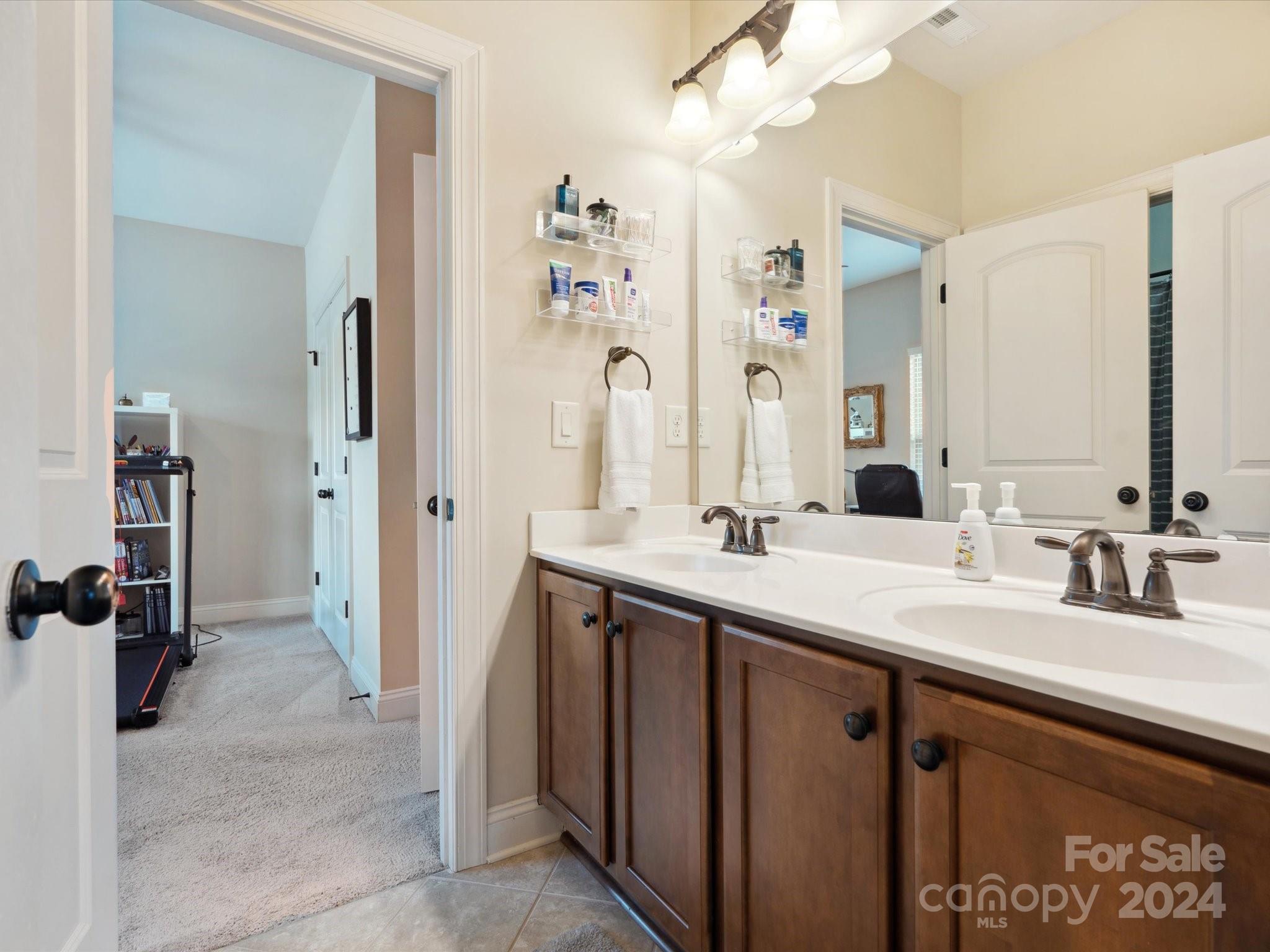 Barber Rock - Residential