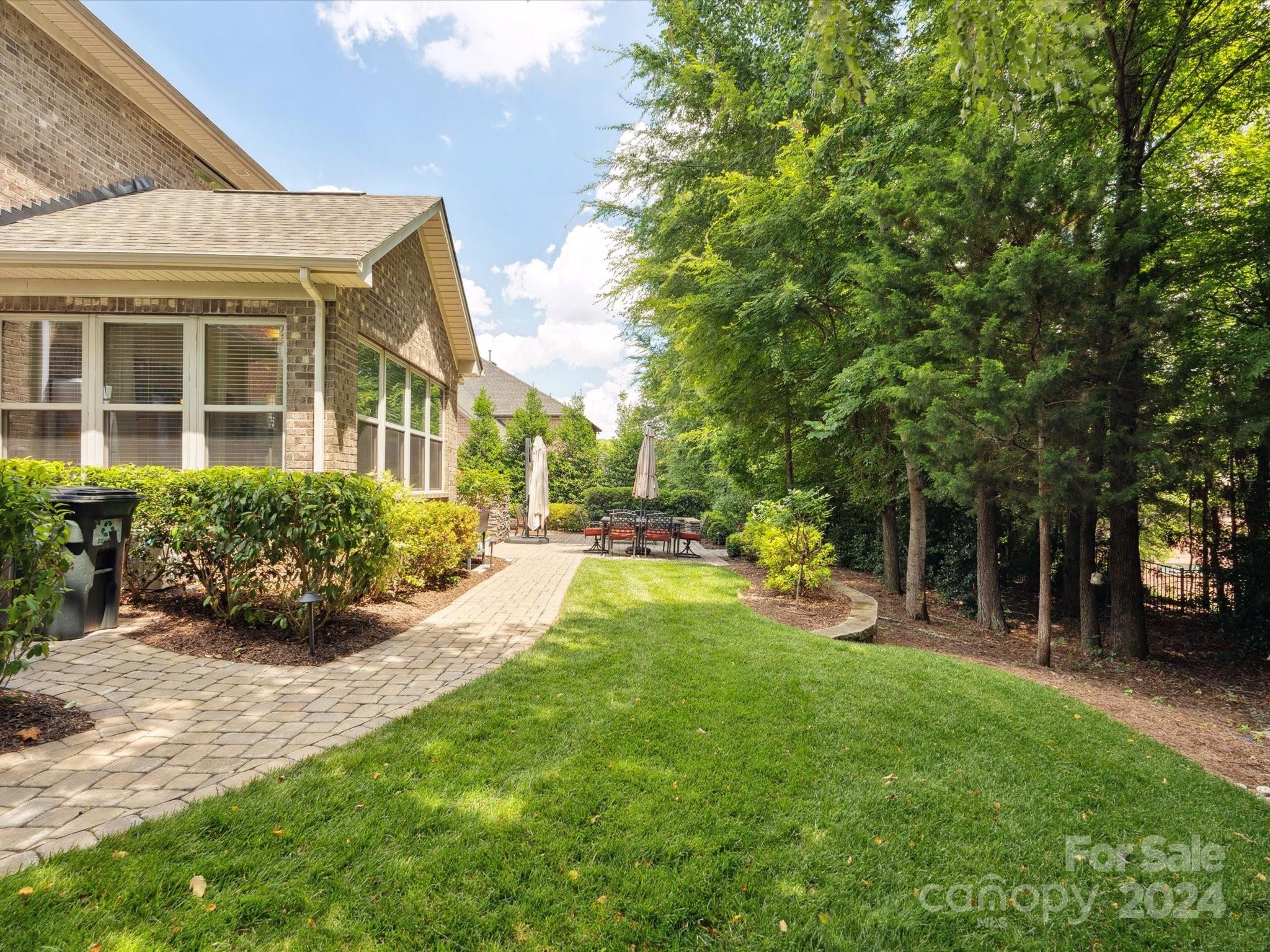 Barber Rock - Residential