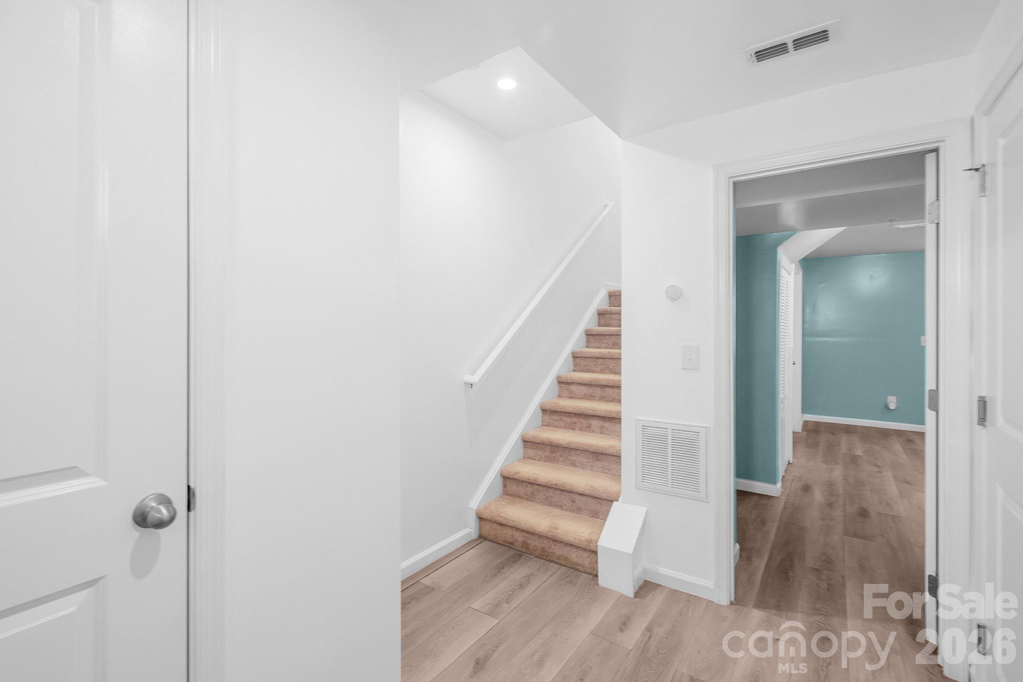 2715 Sydney Overlook Lane