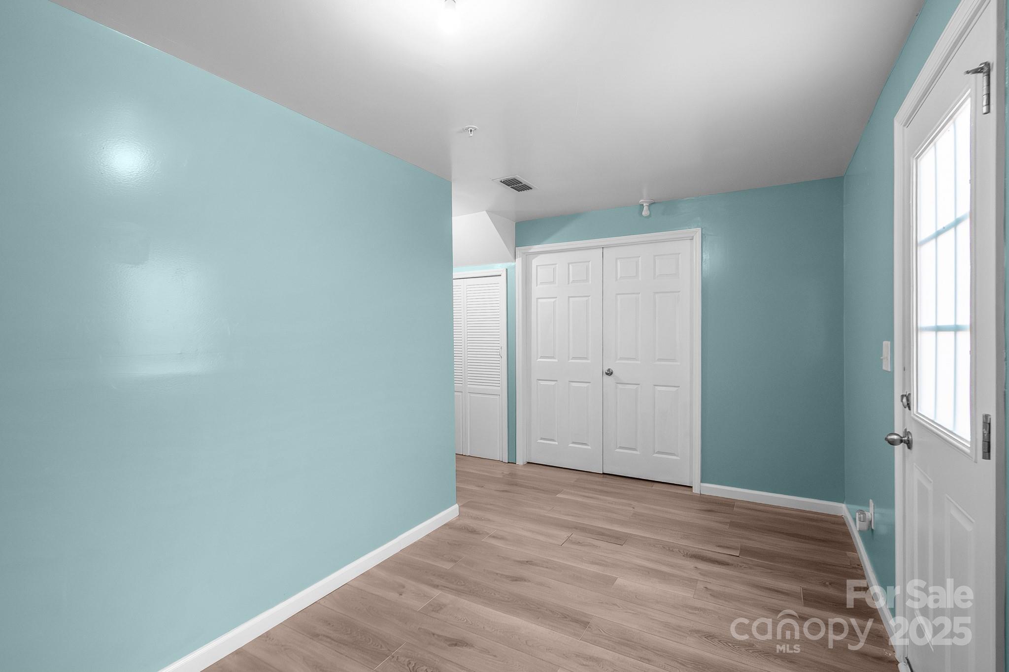 2715 Sydney Overlook Lane