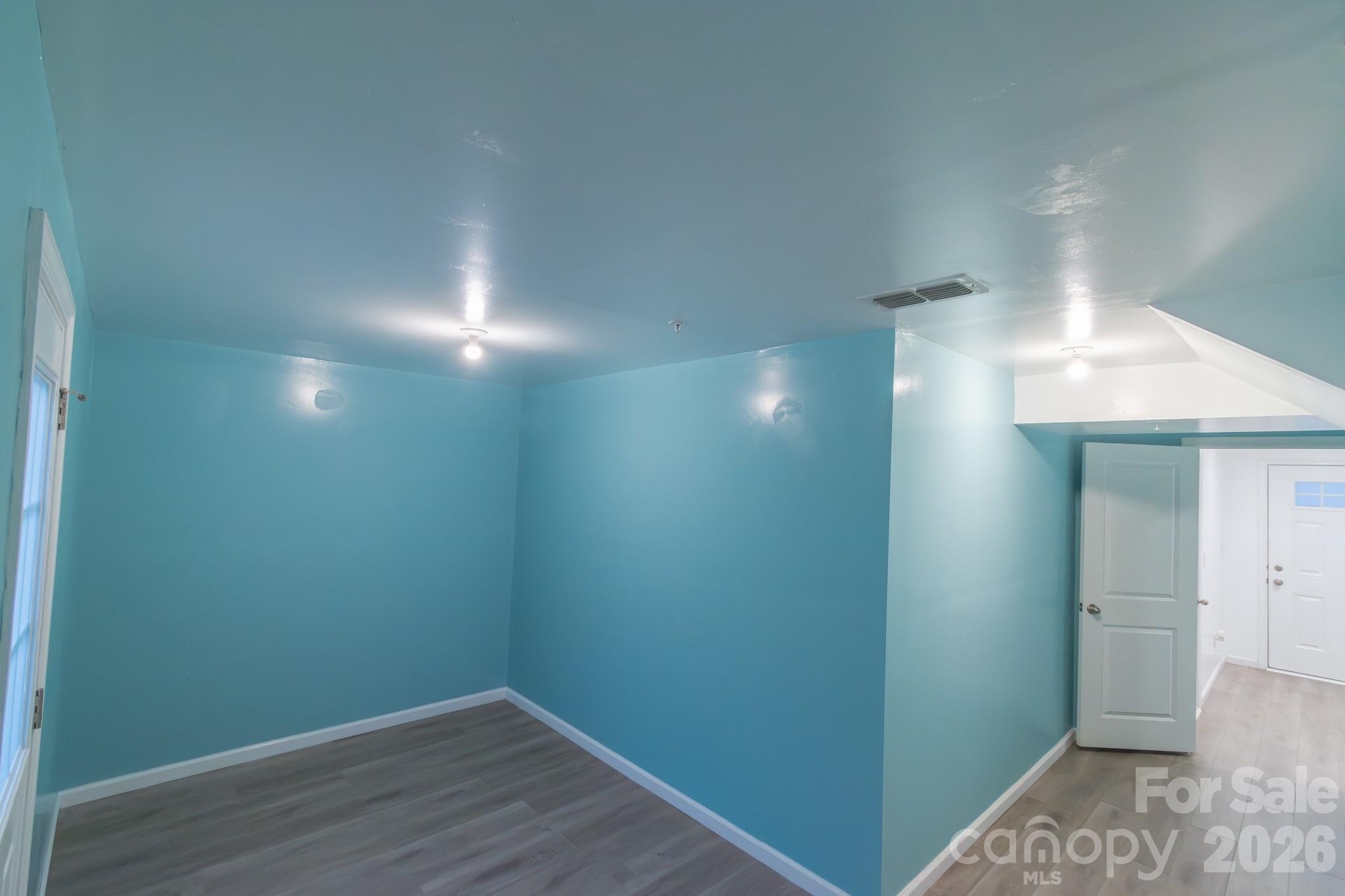 2715 Sydney Overlook Lane