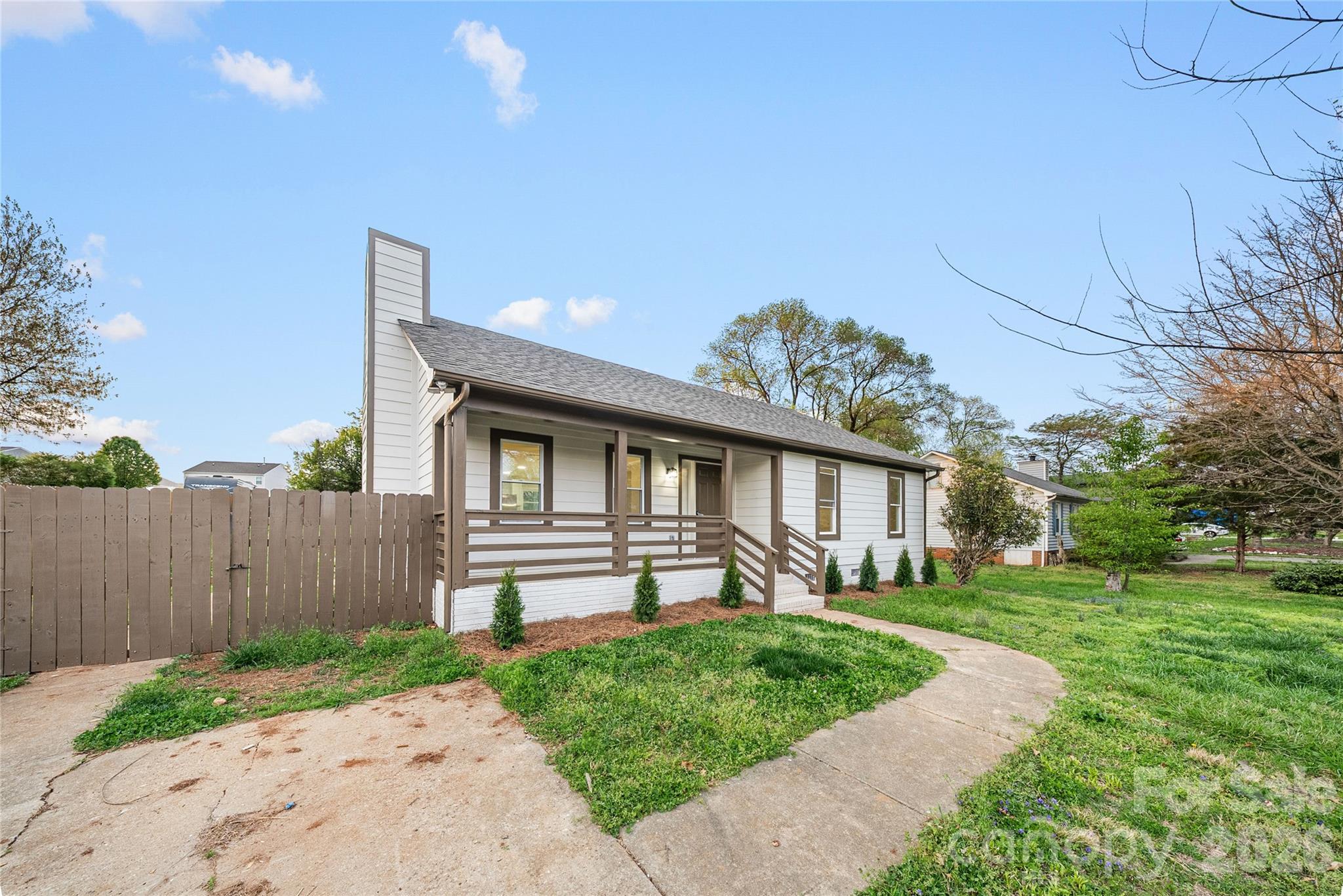 3396 Farm Lake Drive SW