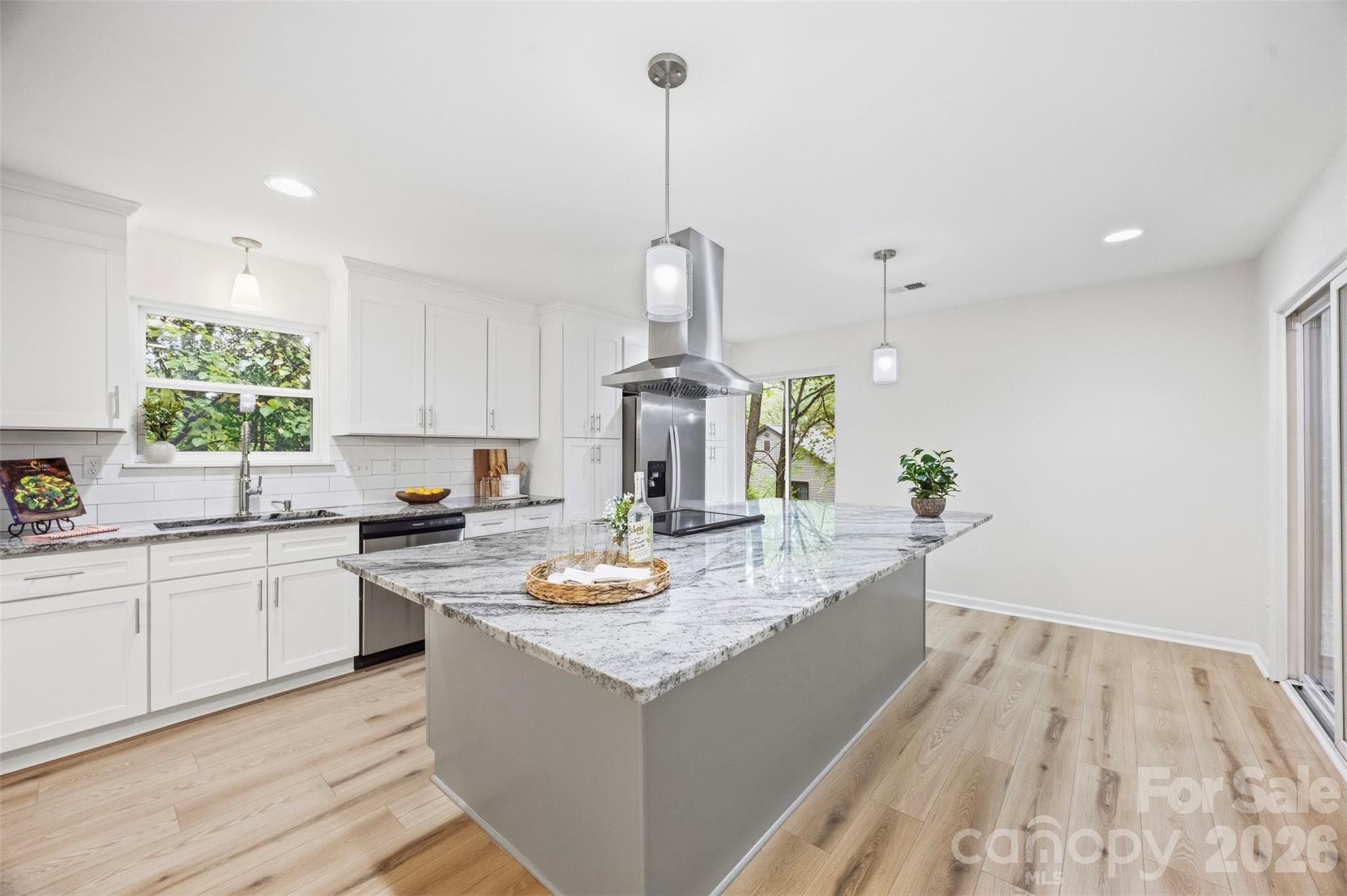 7401 Park Vista Circle