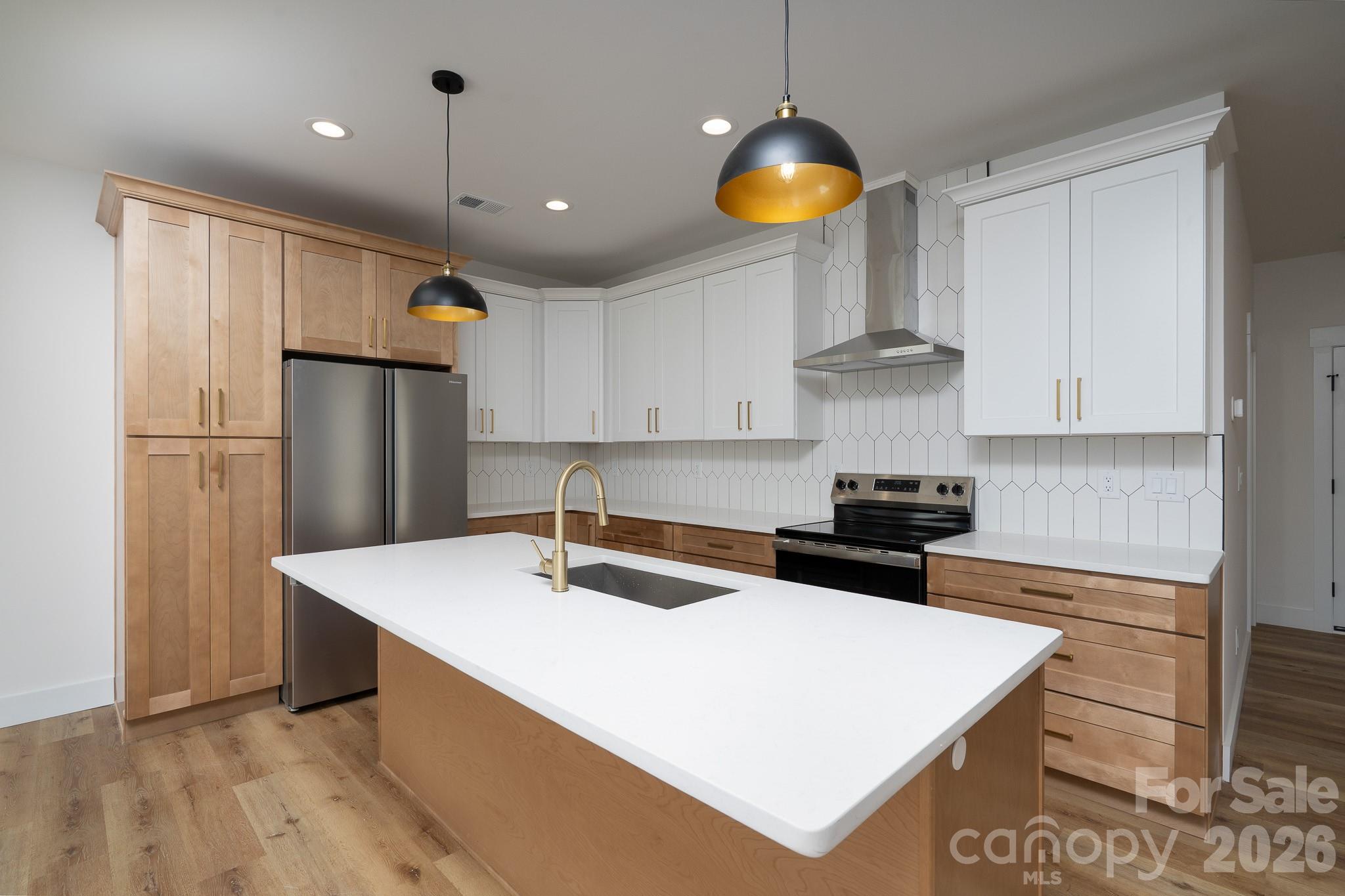 Locust Valley - Residential