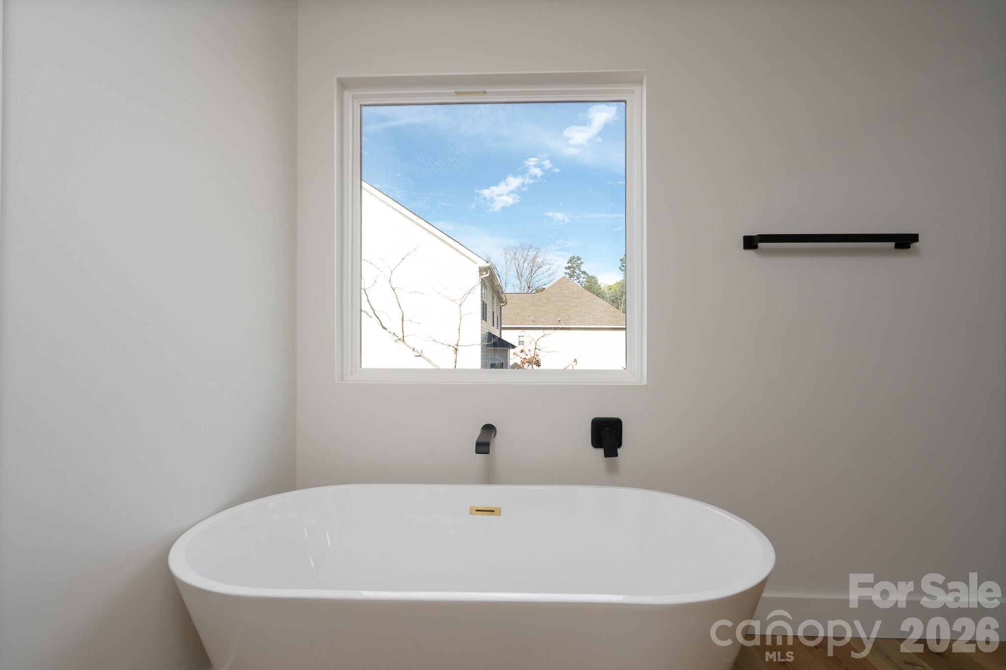 Locust Valley - Residential