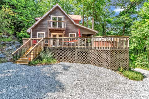 Photo of 237 Woodys Drive, Hendersonville, NC 28792 (MLS # 4395070)