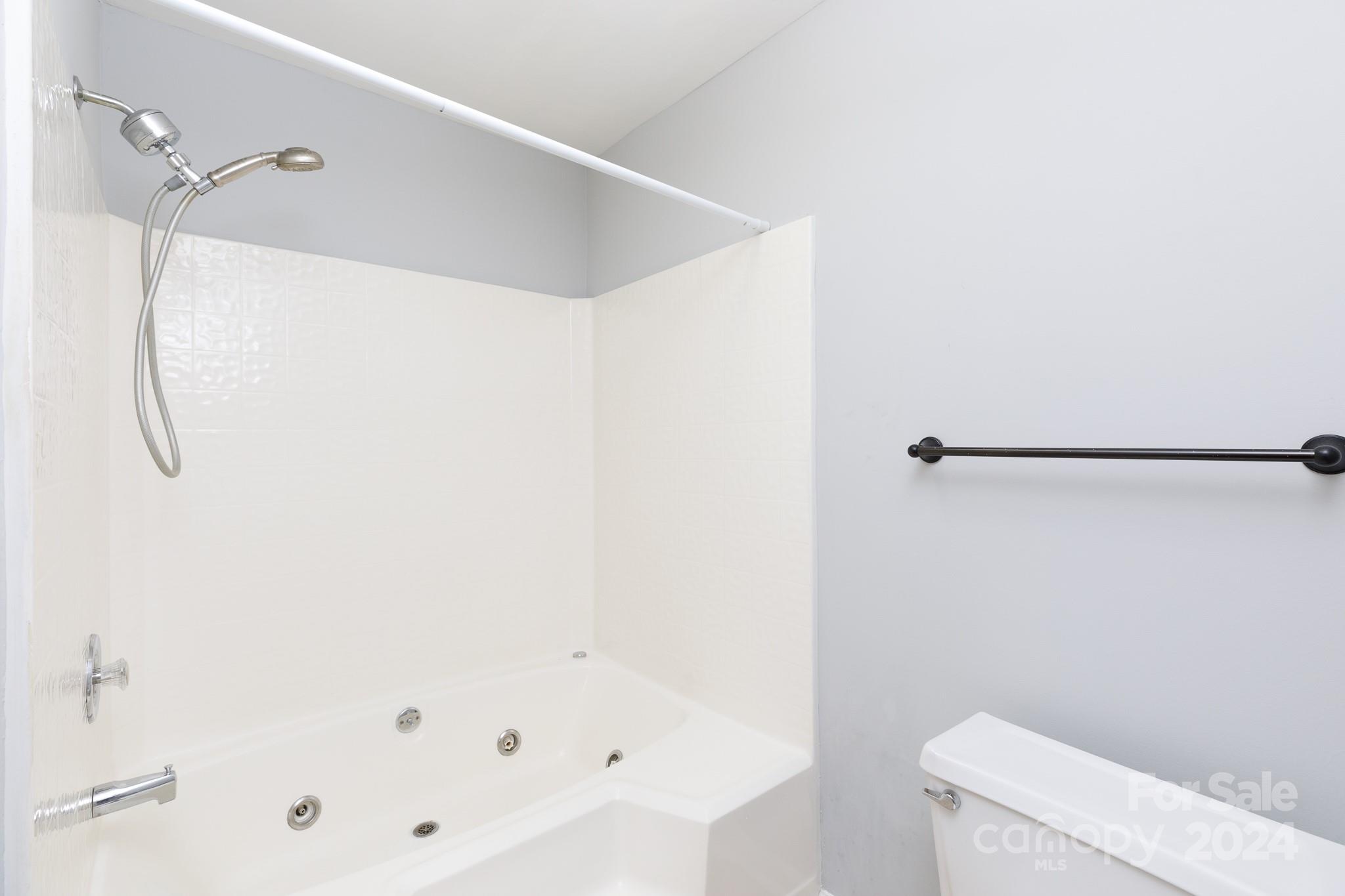 Hunt Club - Residential