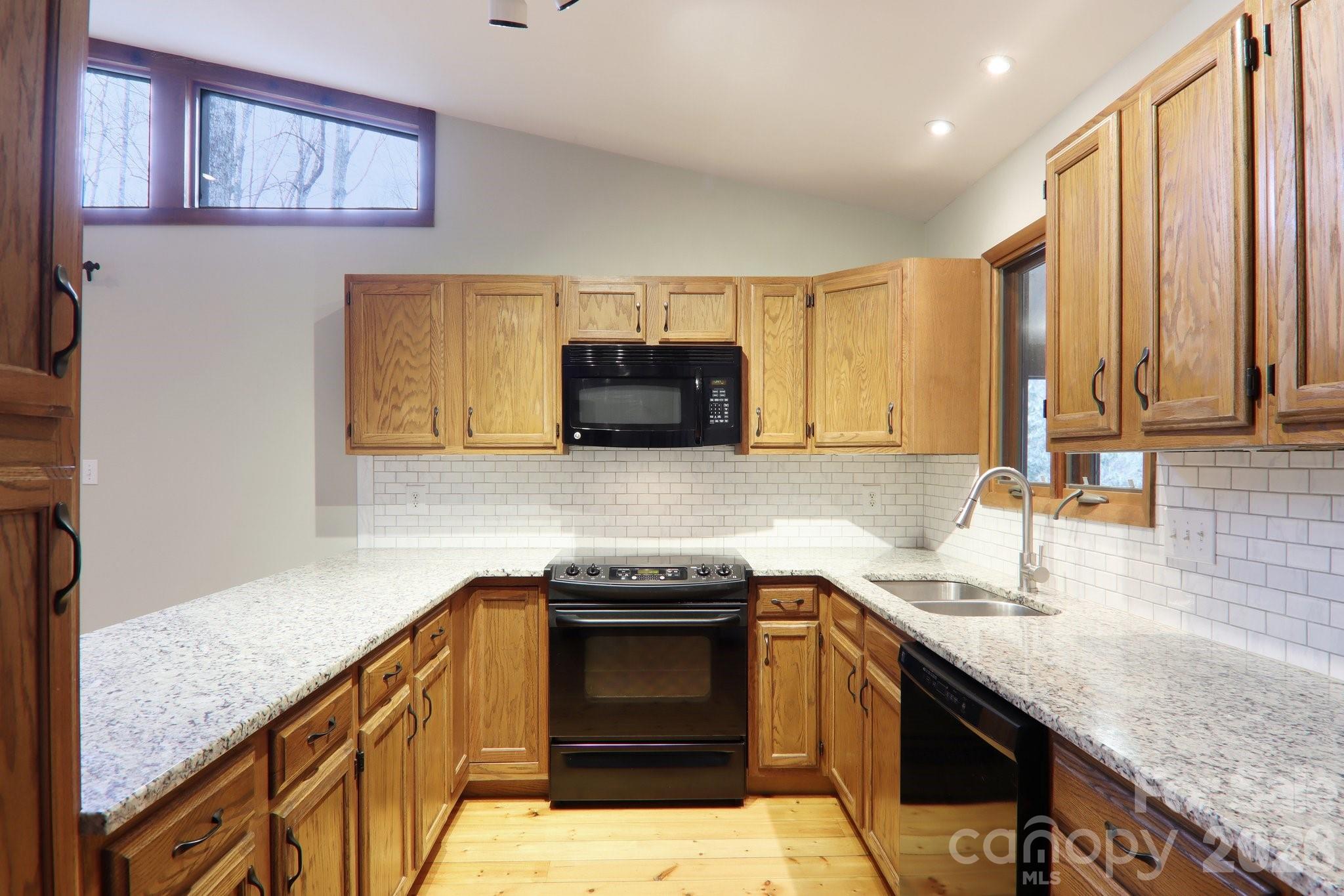 Connestee Falls - Residential