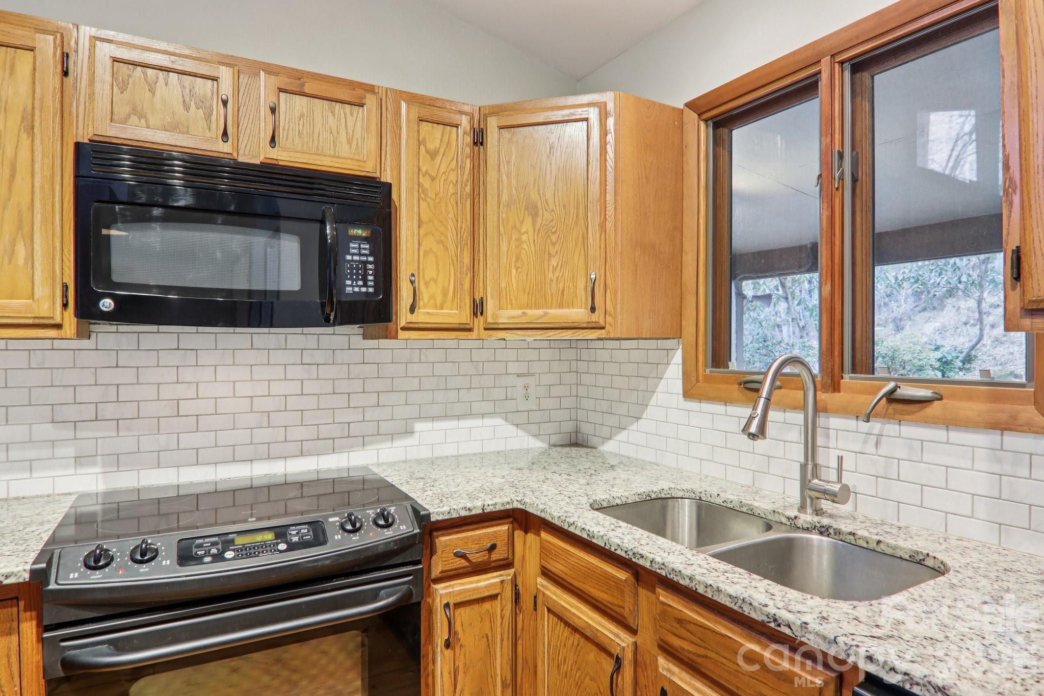 Connestee Falls - Residential