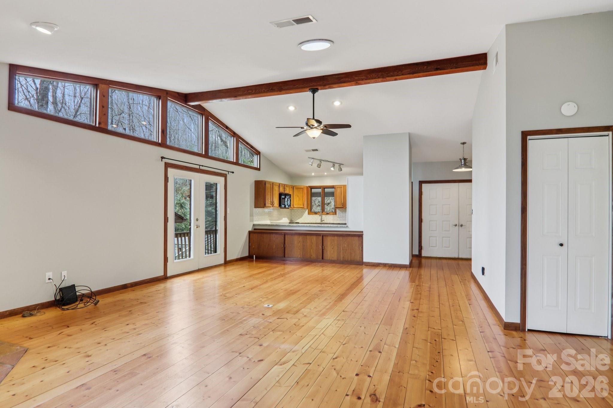 Connestee Falls - Residential