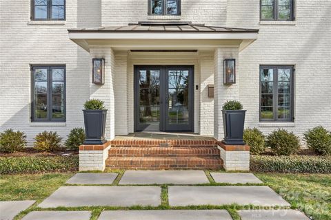 1935 Queens Road W Charlotte NC 28207