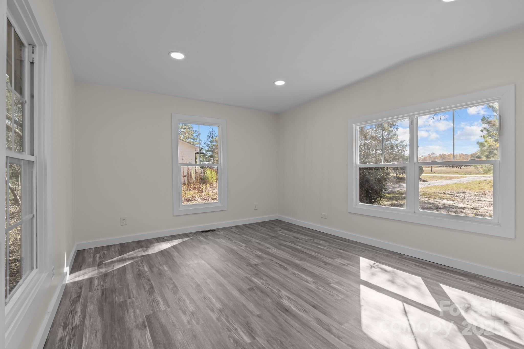 Sandy Ridge - Residential