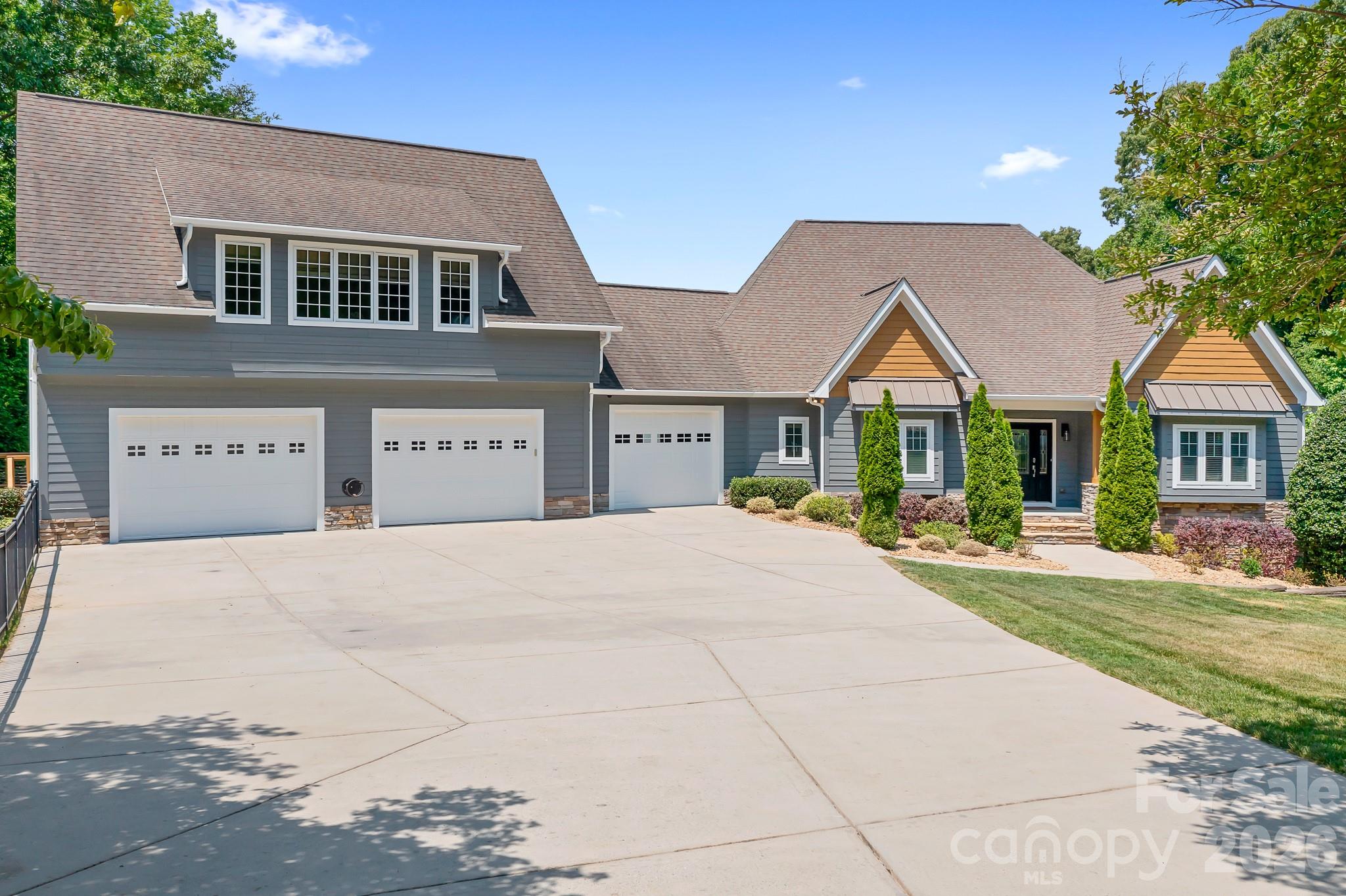 136 Bridlewood Drive