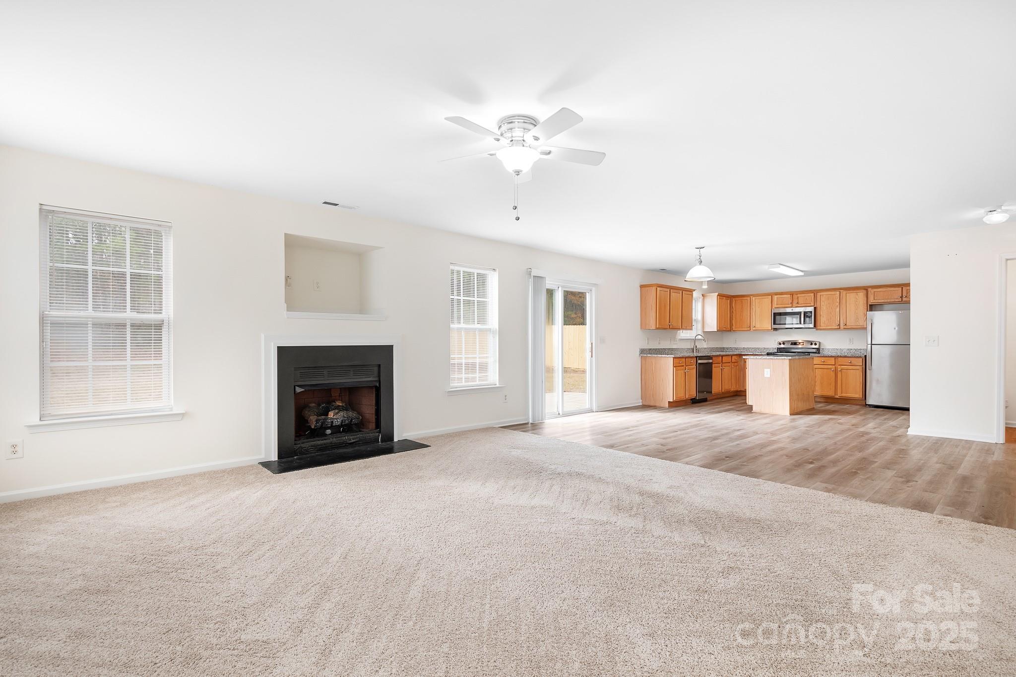 Oakstone - Residential