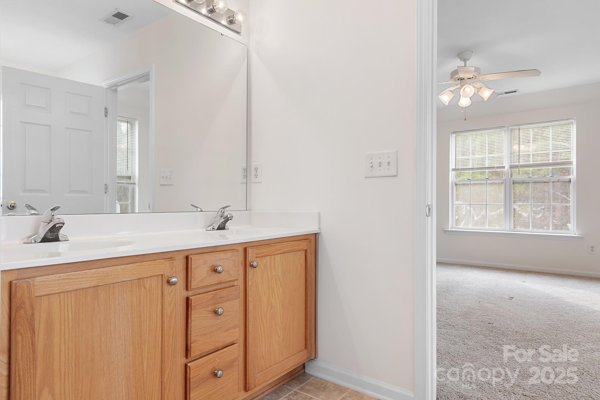 Oakstone - Residential