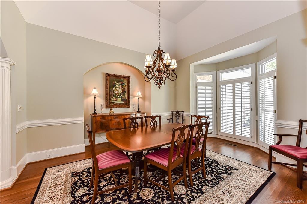 The Peninsula - Residential