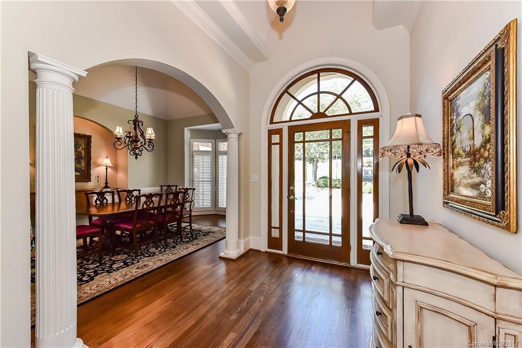 The Peninsula - Residential