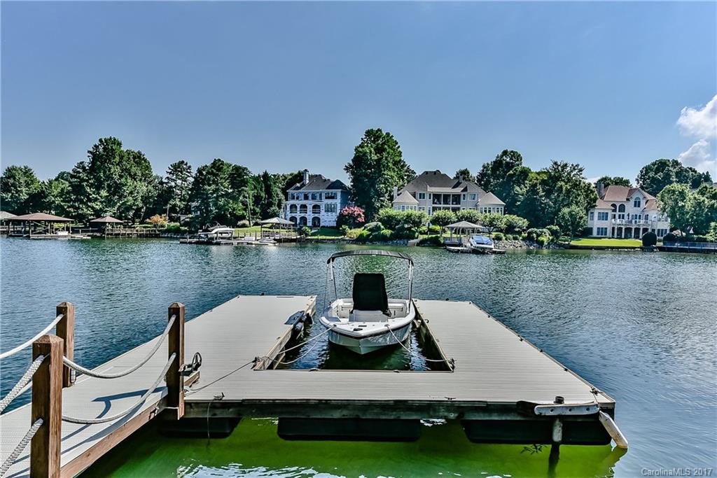 The Peninsula - Residential