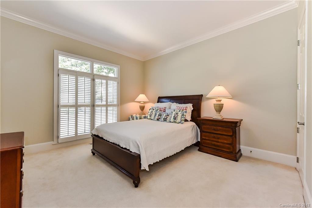 The Peninsula - Residential