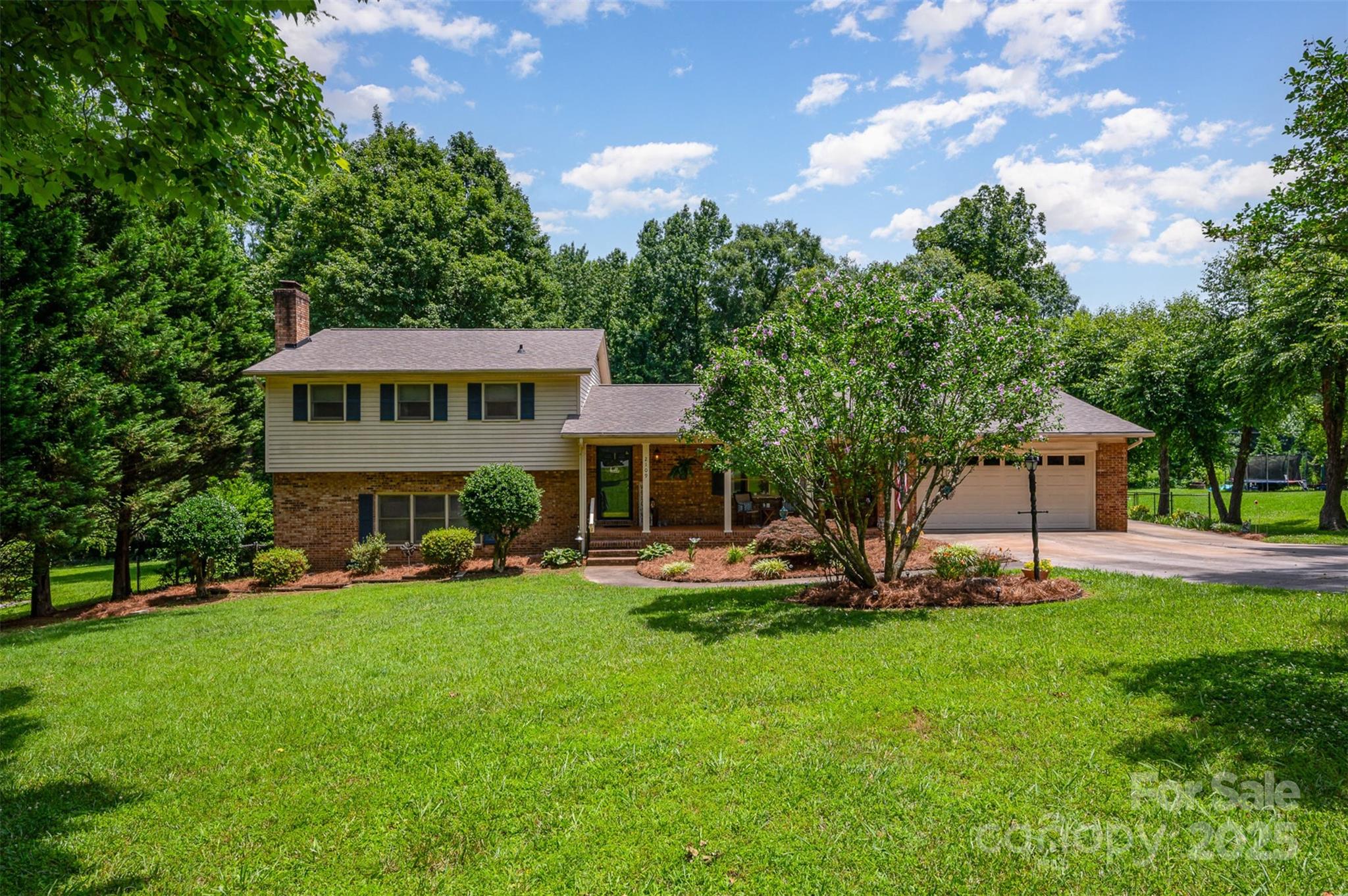2109 Quail Drive NW