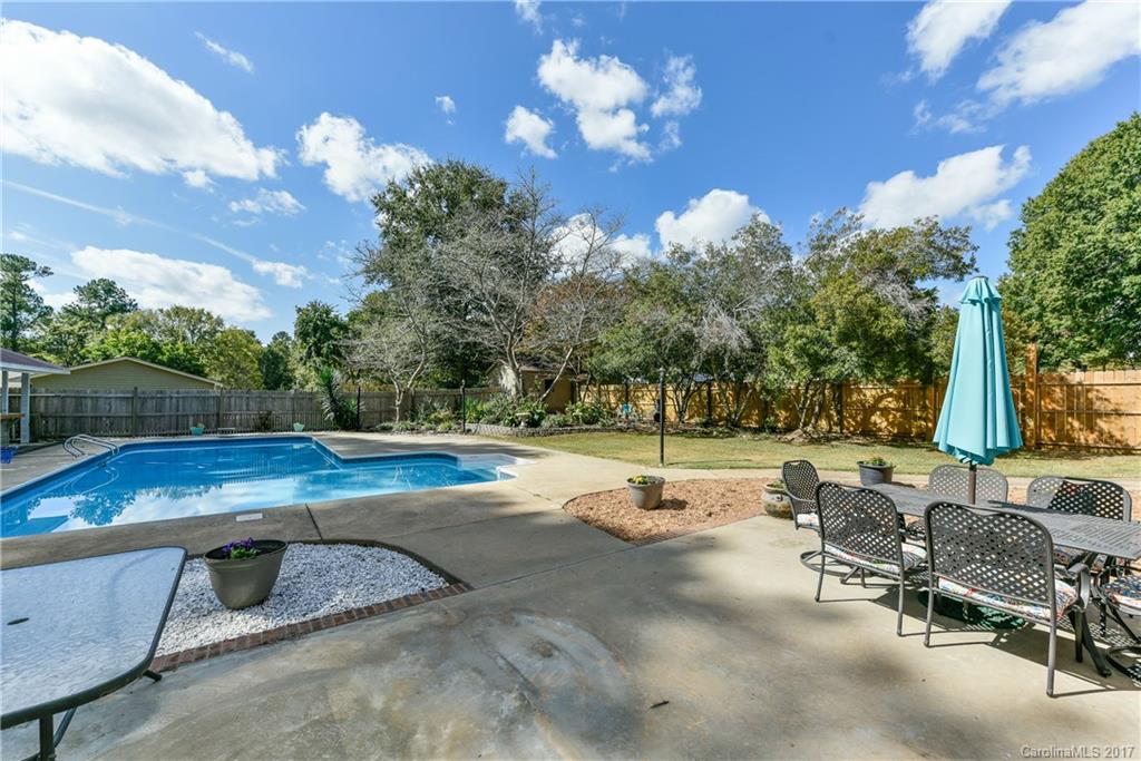 West Manor - Residential