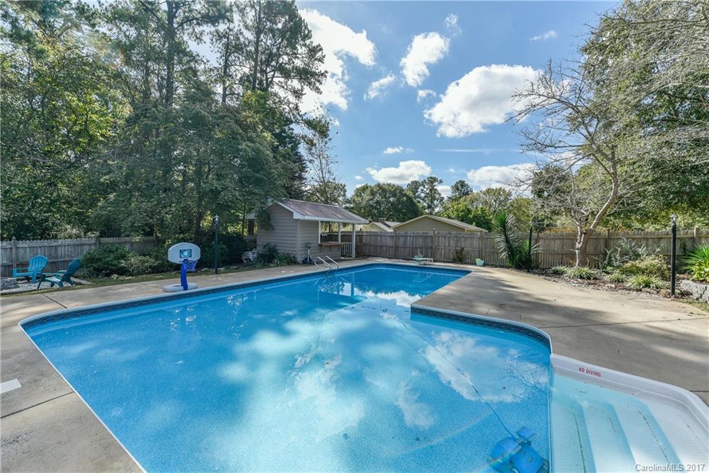 West Manor - Residential