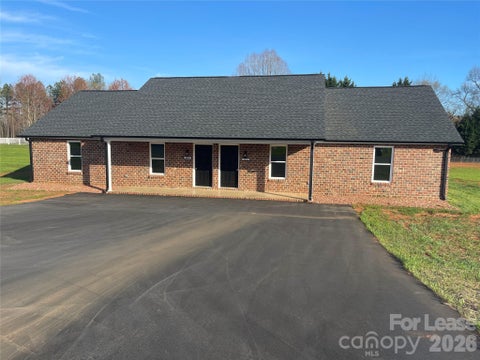Photo of 4013 Eugene Drive, Lincolnton, NC 28092 (MLS # 4383739)