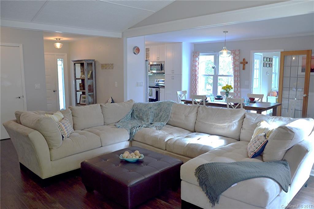 Tega Cay - Residential