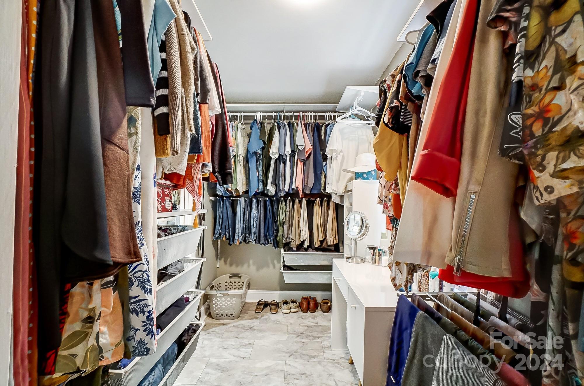 Rolling Hills - Residential