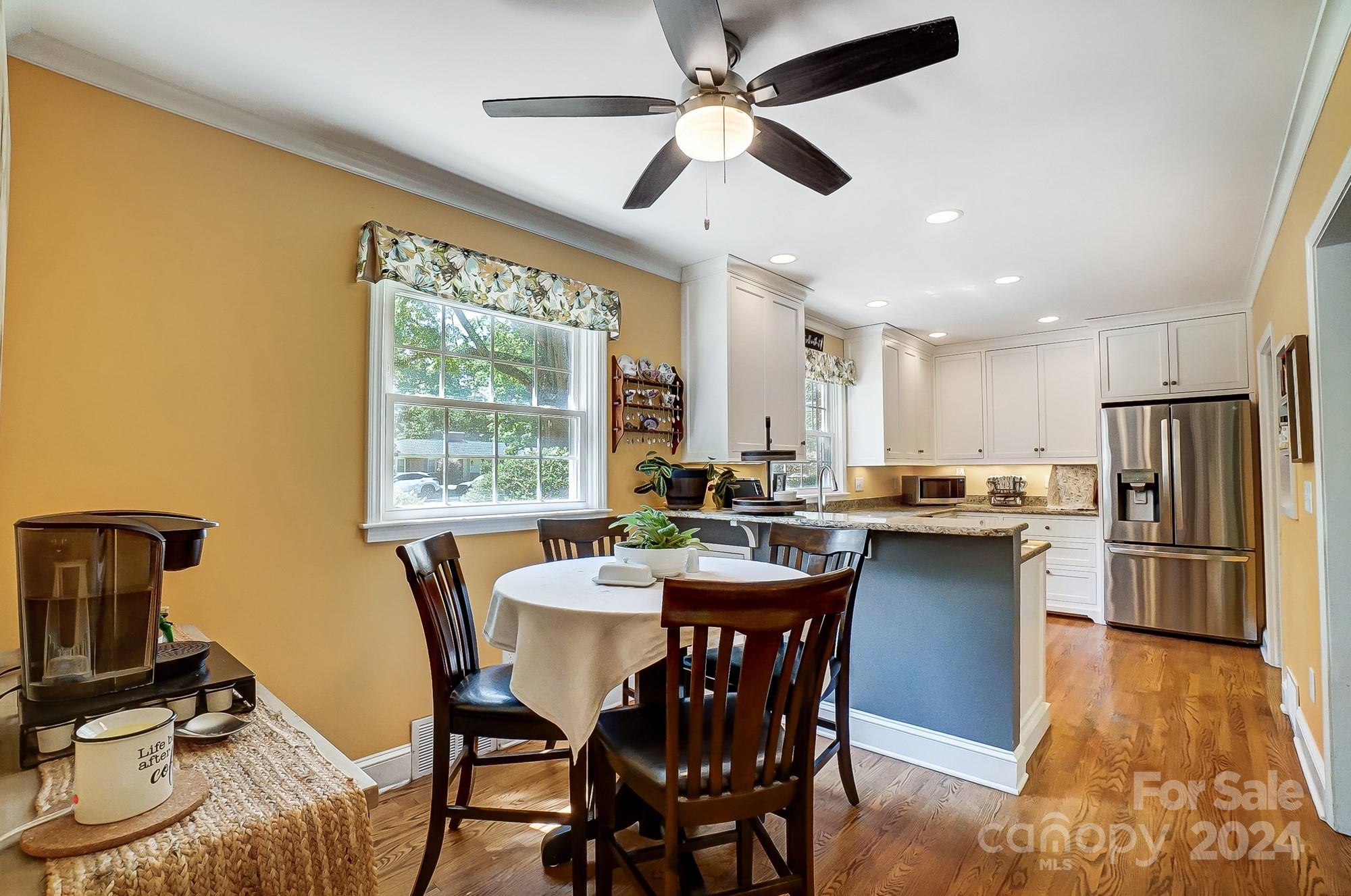 Rolling Hills - Residential