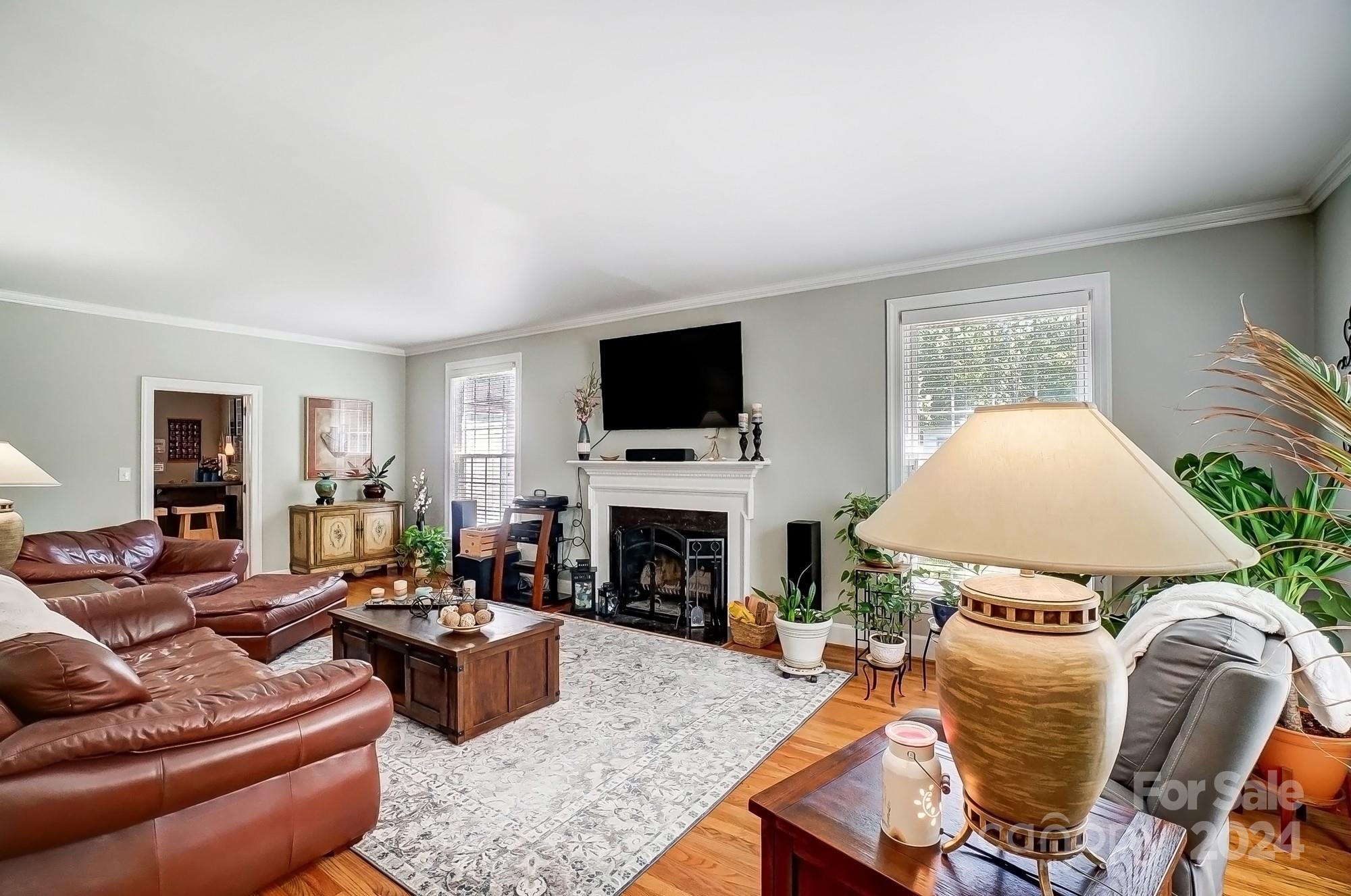 Rolling Hills - Residential