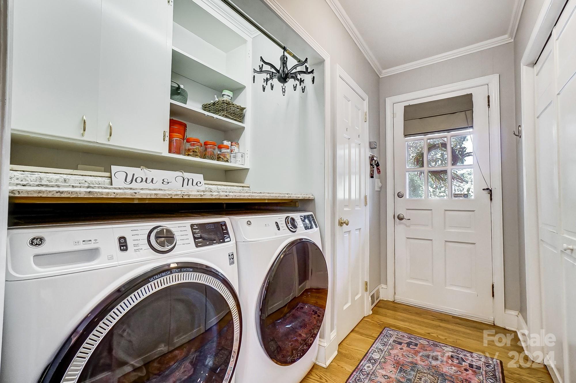 Rolling Hills - Residential